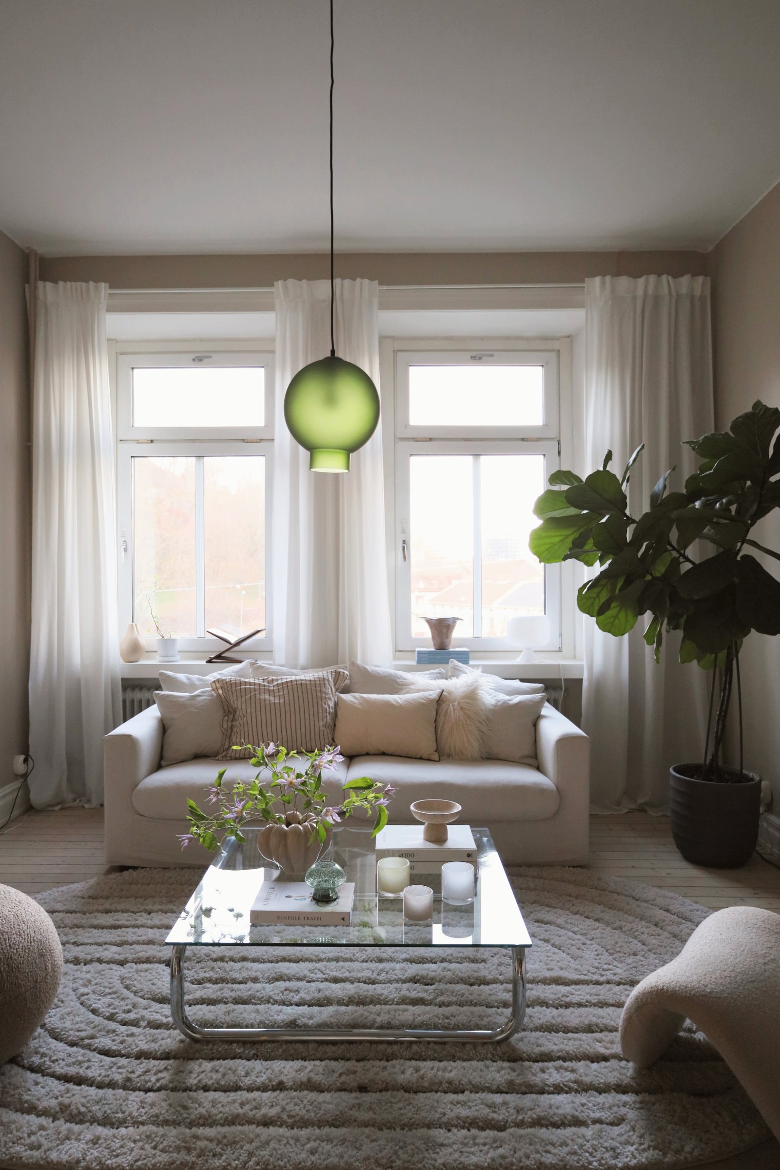 Bams pendant lamp frosted glass green Ø 25cm