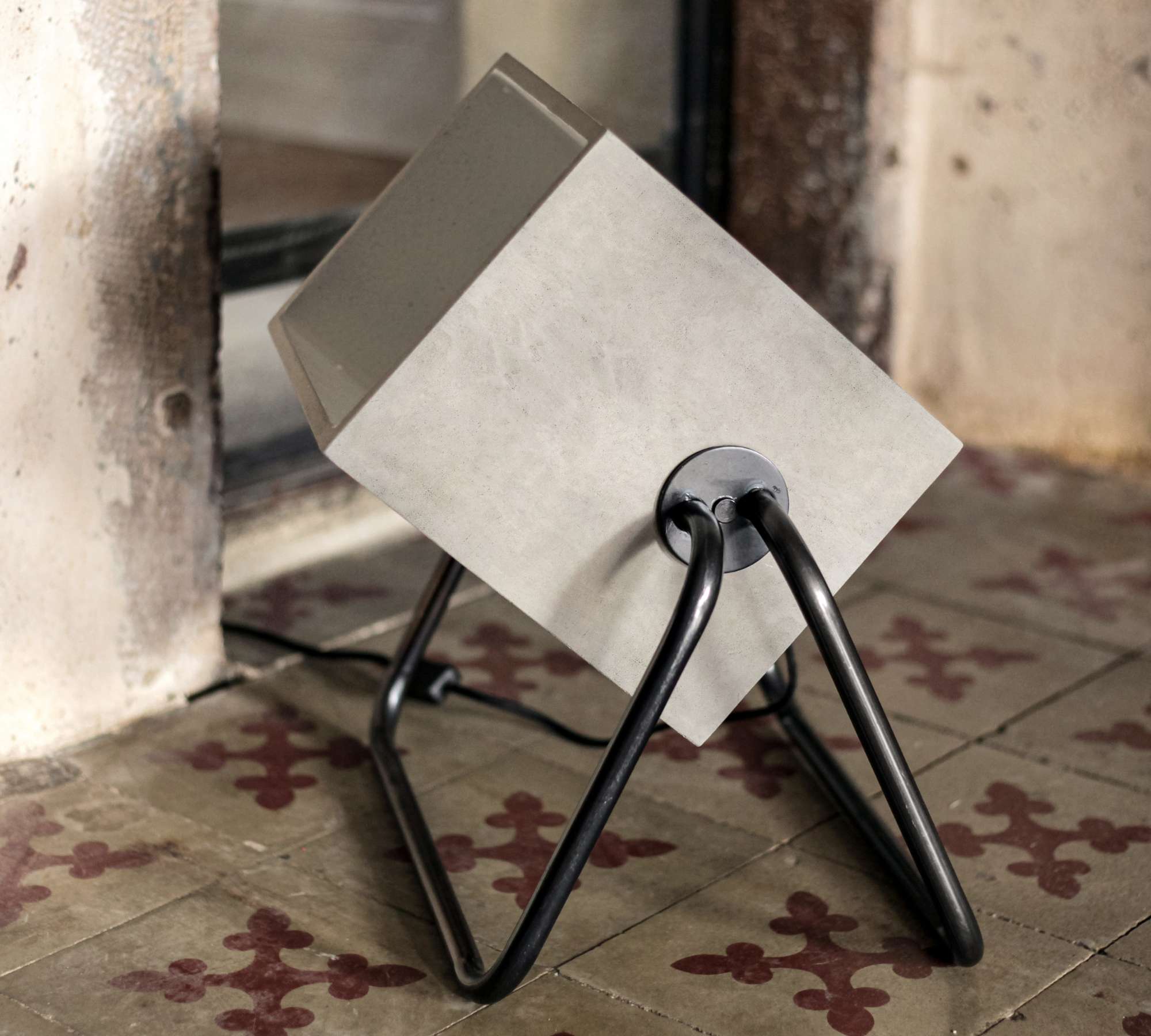 Floor Lamp Bodenleuchte Faserbeton Grau