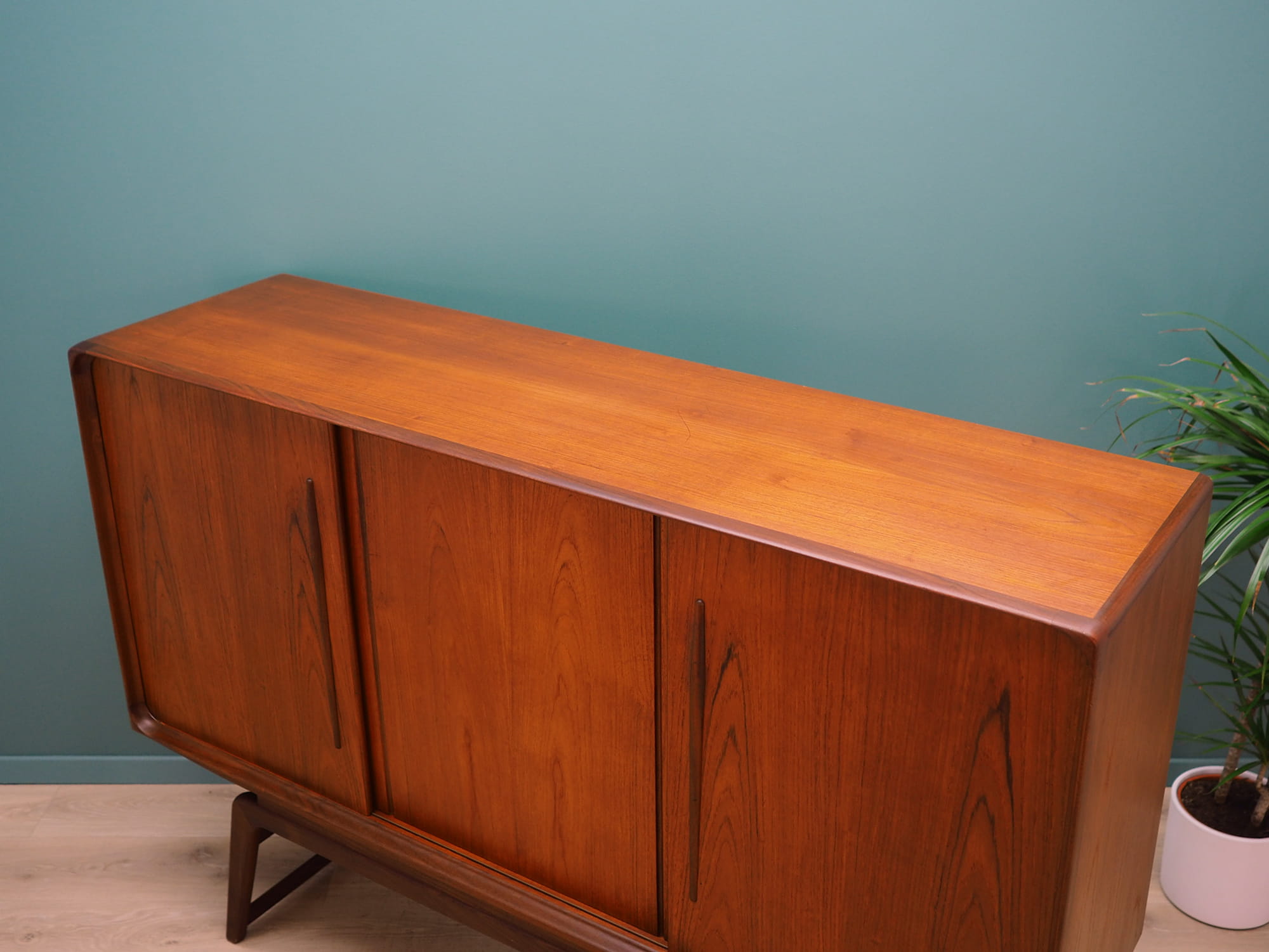 Vintage Highboard Teakholz Braun 1960er Jahre