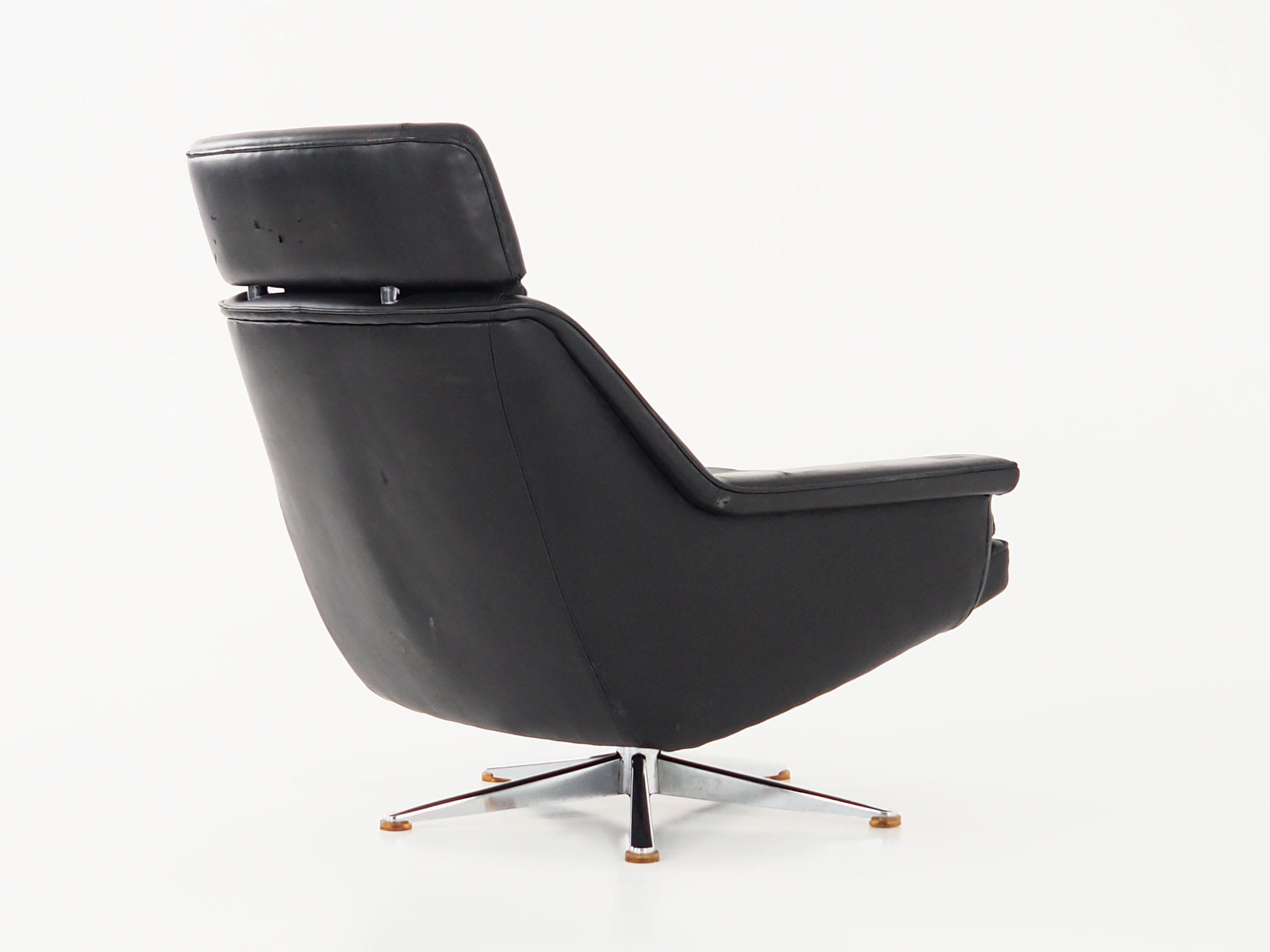 Vintage office chair leather black 1970s