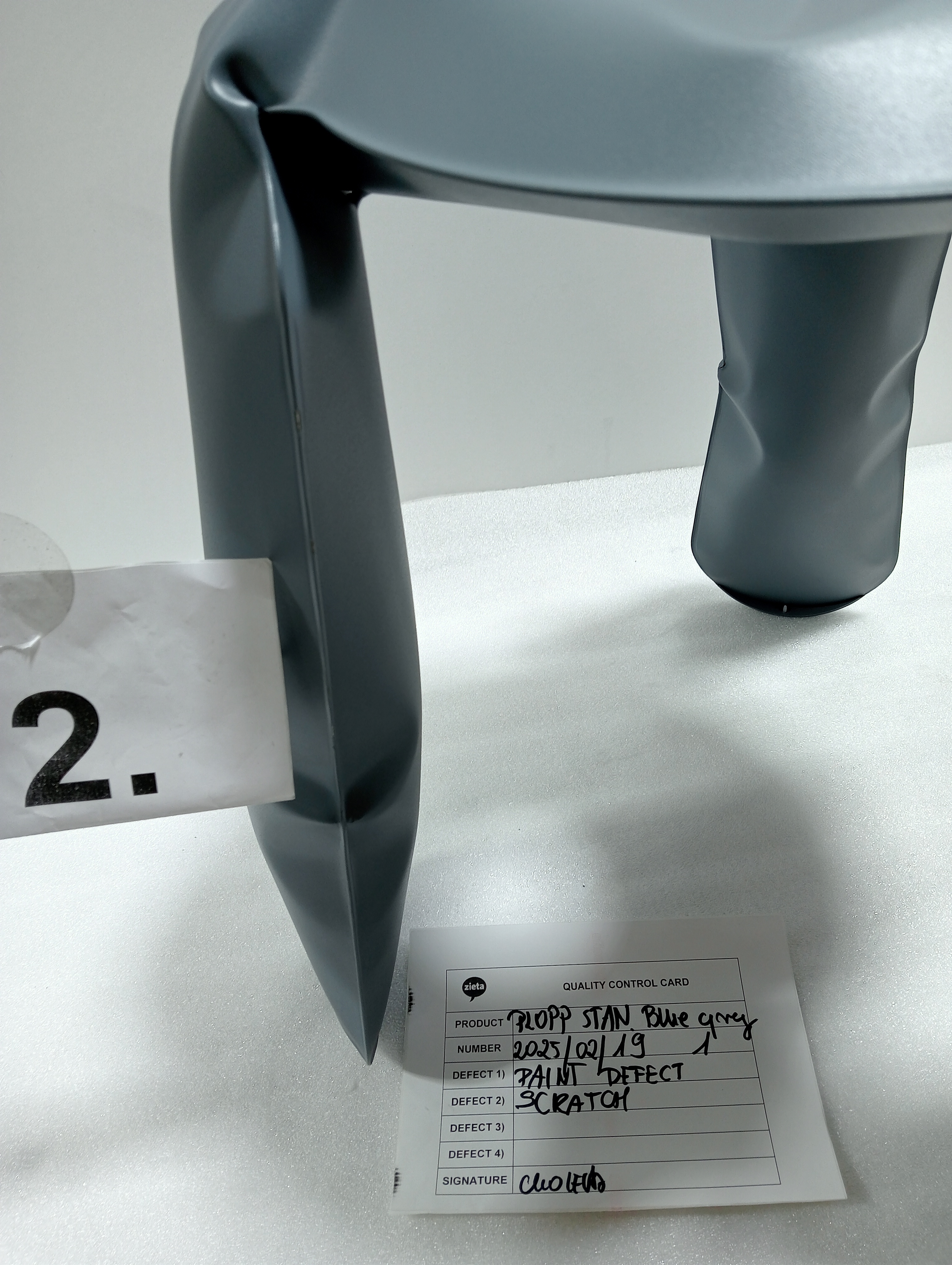 Plopp Standard stool Steel Blue-gray RAL 7031 Matte