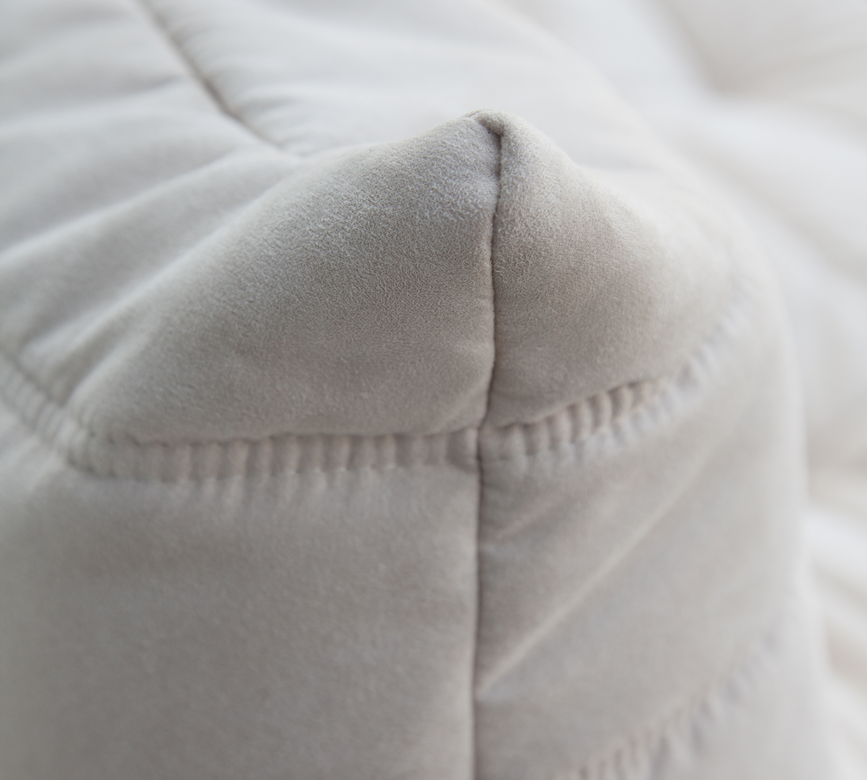 Togo Poltrona e Pouf Set Tessuto Off-White