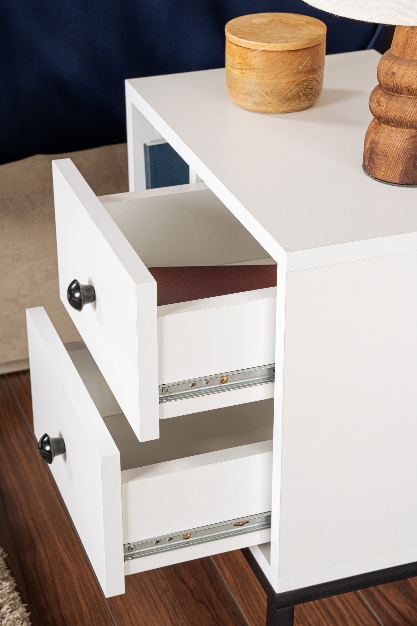 Glimmer Nightstand White with black legs