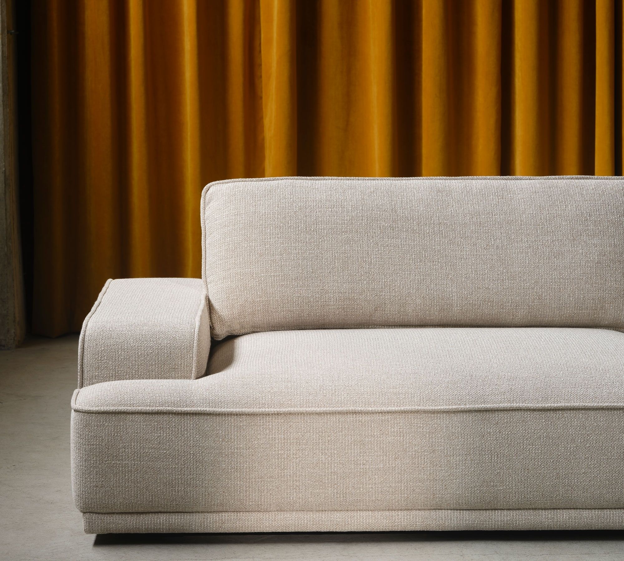 Leonora Sofa 3,5-Sitzer Nola Sand