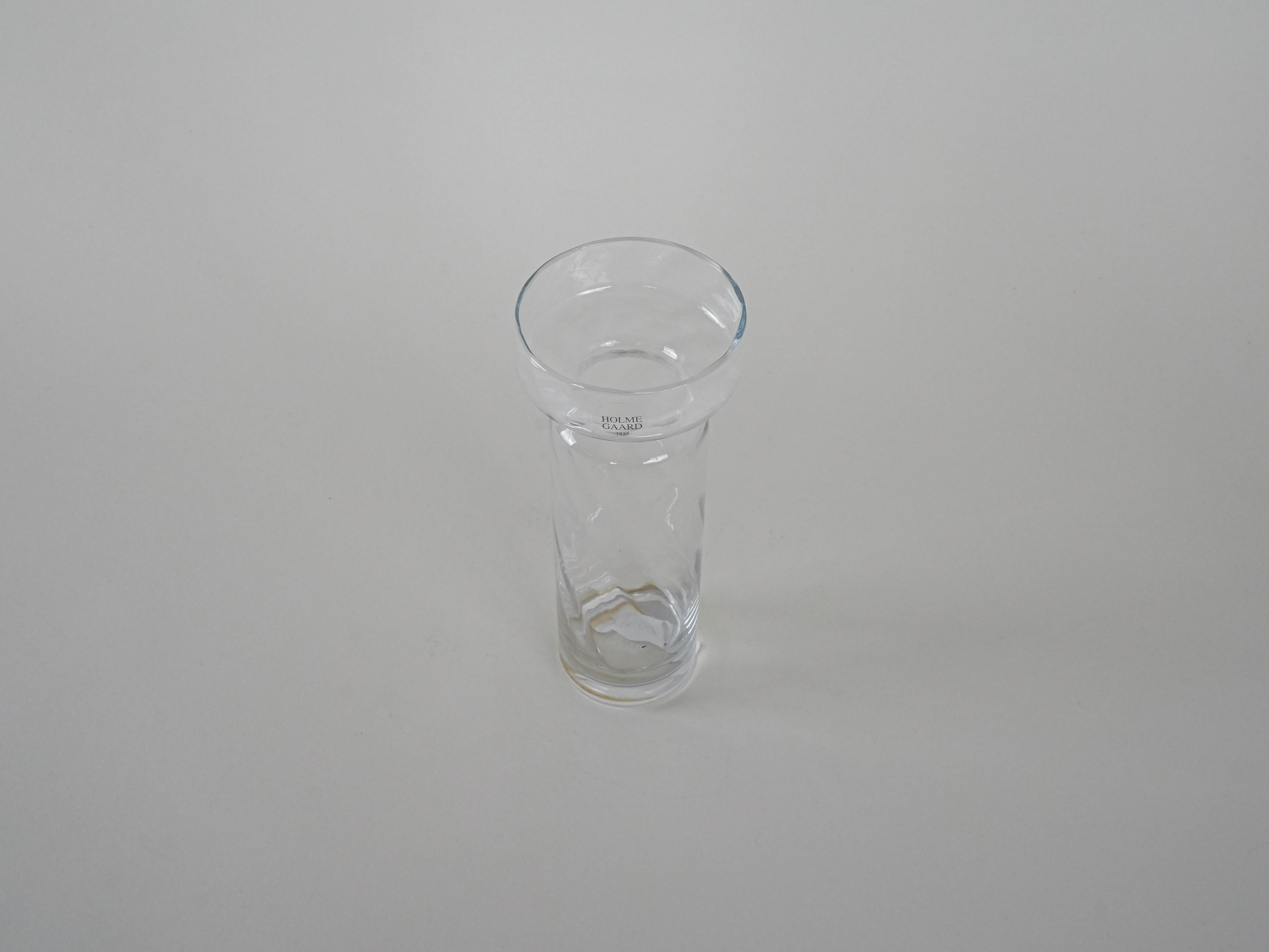 Glass vase Transparent