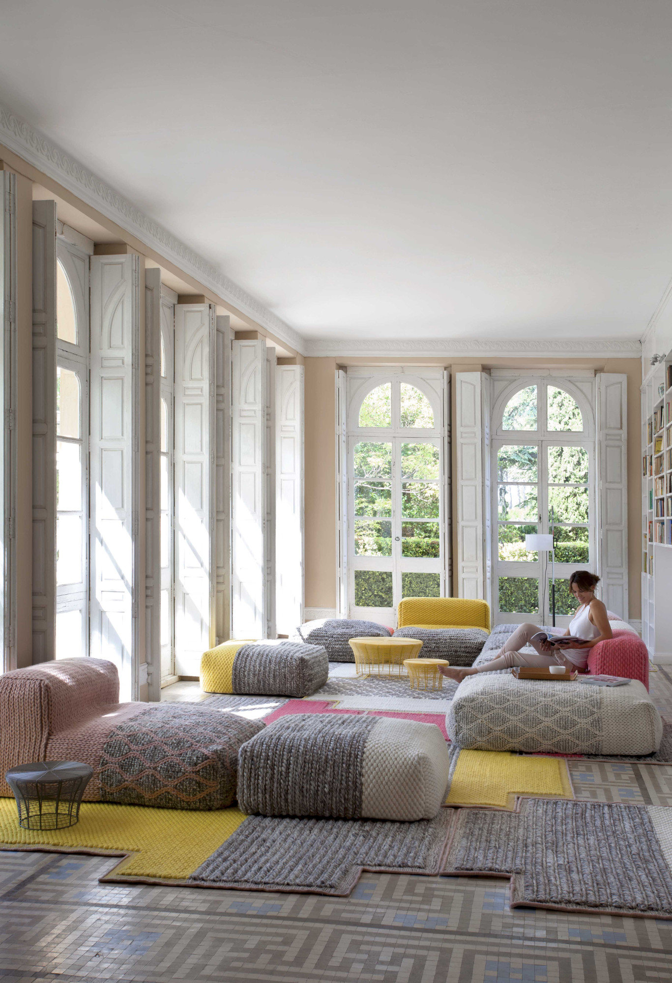 Manga Pouf Wool Pink