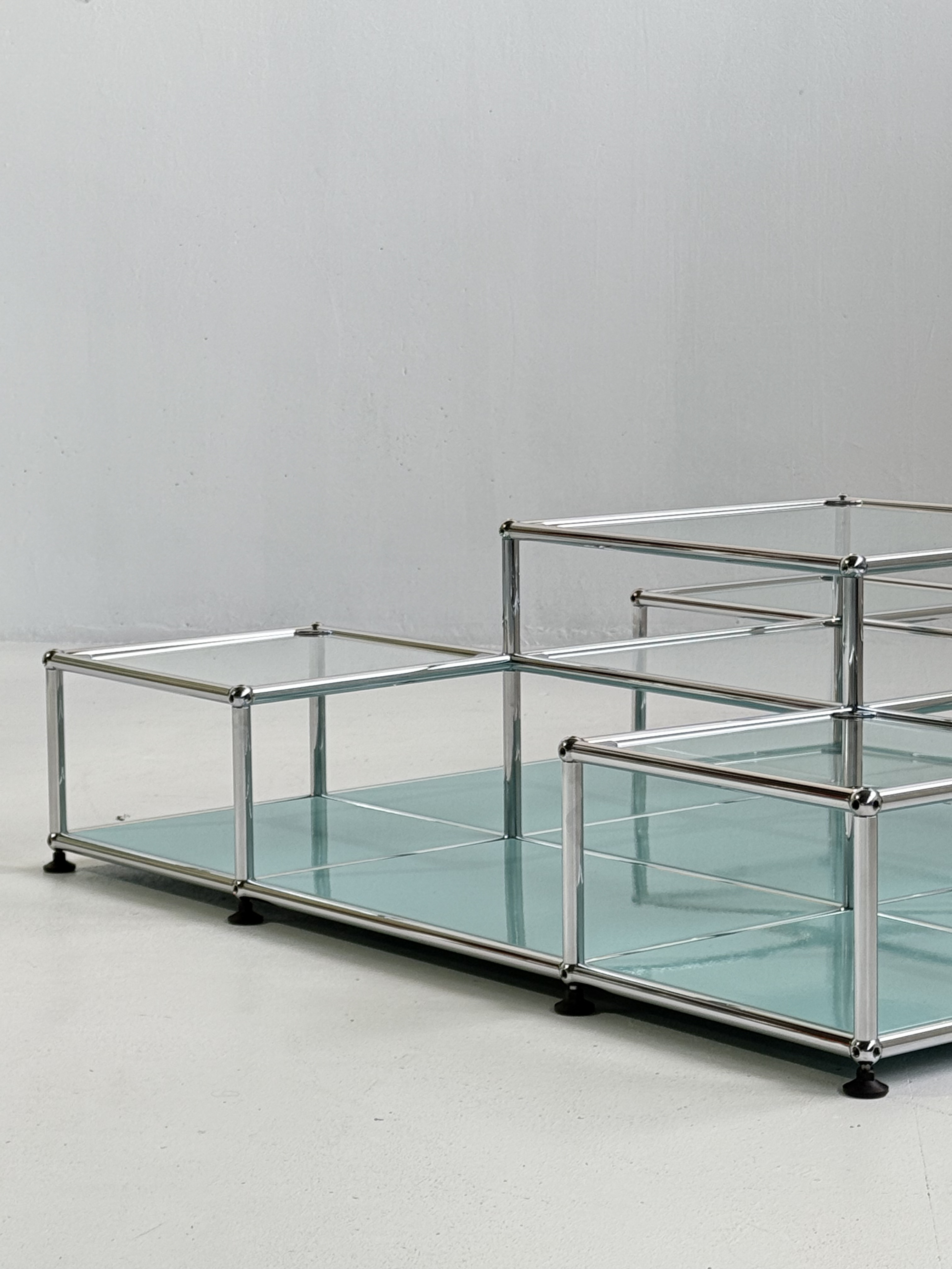 Modularer Couchtisch Chromstahl
