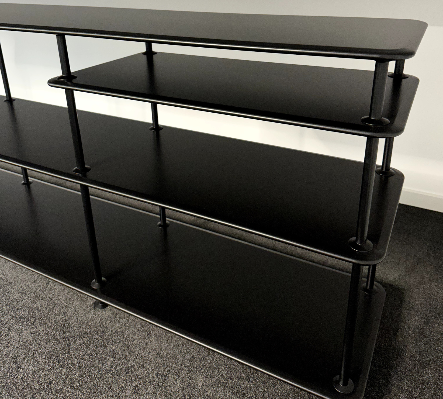 Free Regal Holz Metall Schwarz