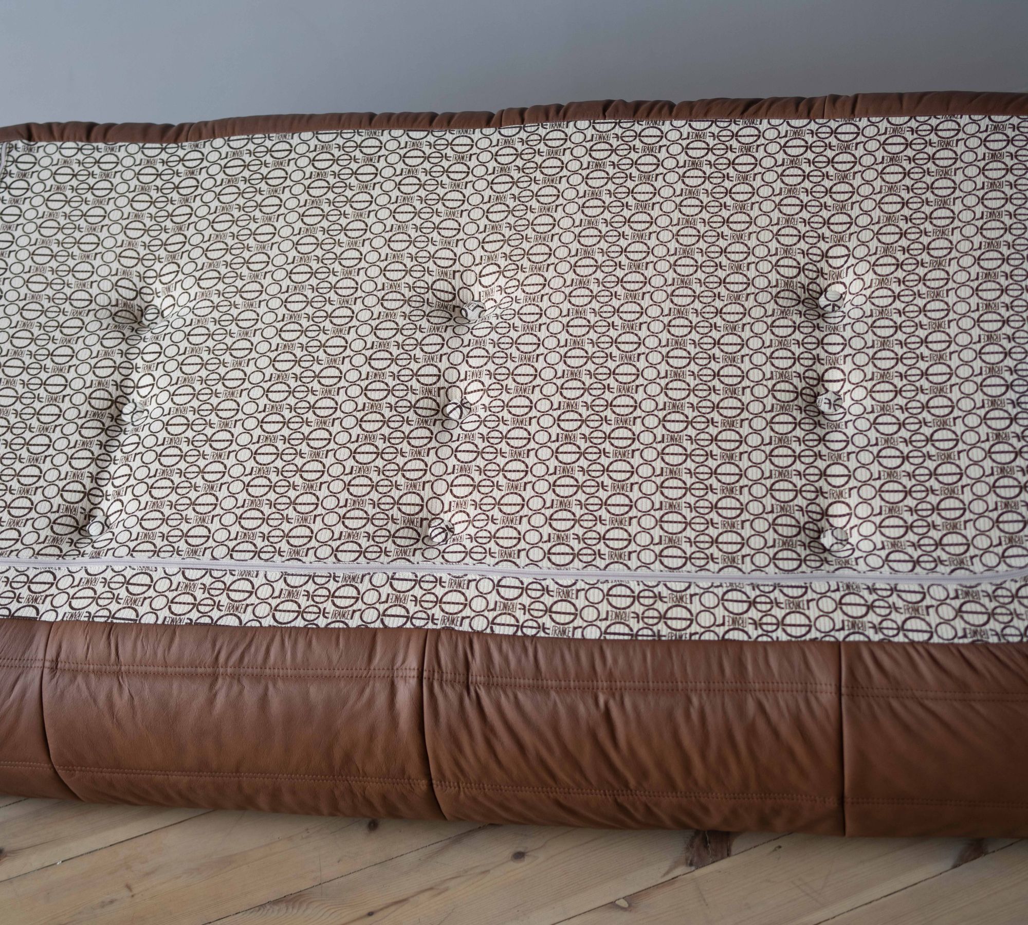 Togo Sofa 3-Sitzer Glattleder Folk Brown