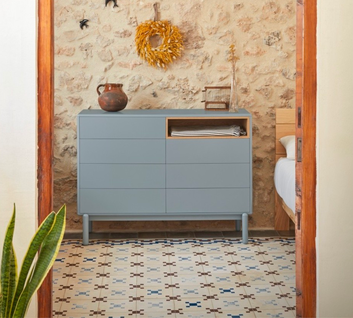 Corvo Kommode Holz Grau