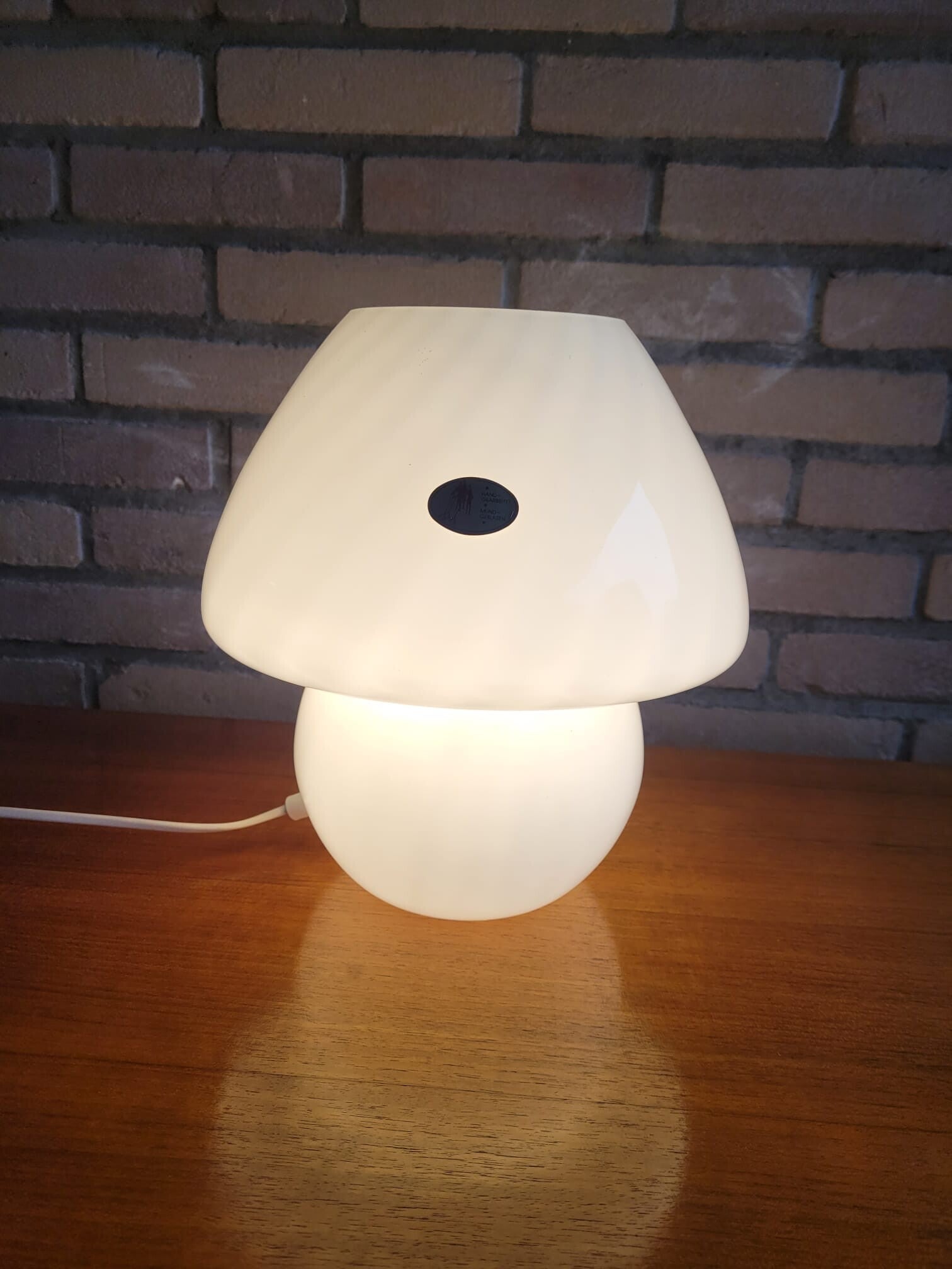 Swirl Tischlampe Weiß
