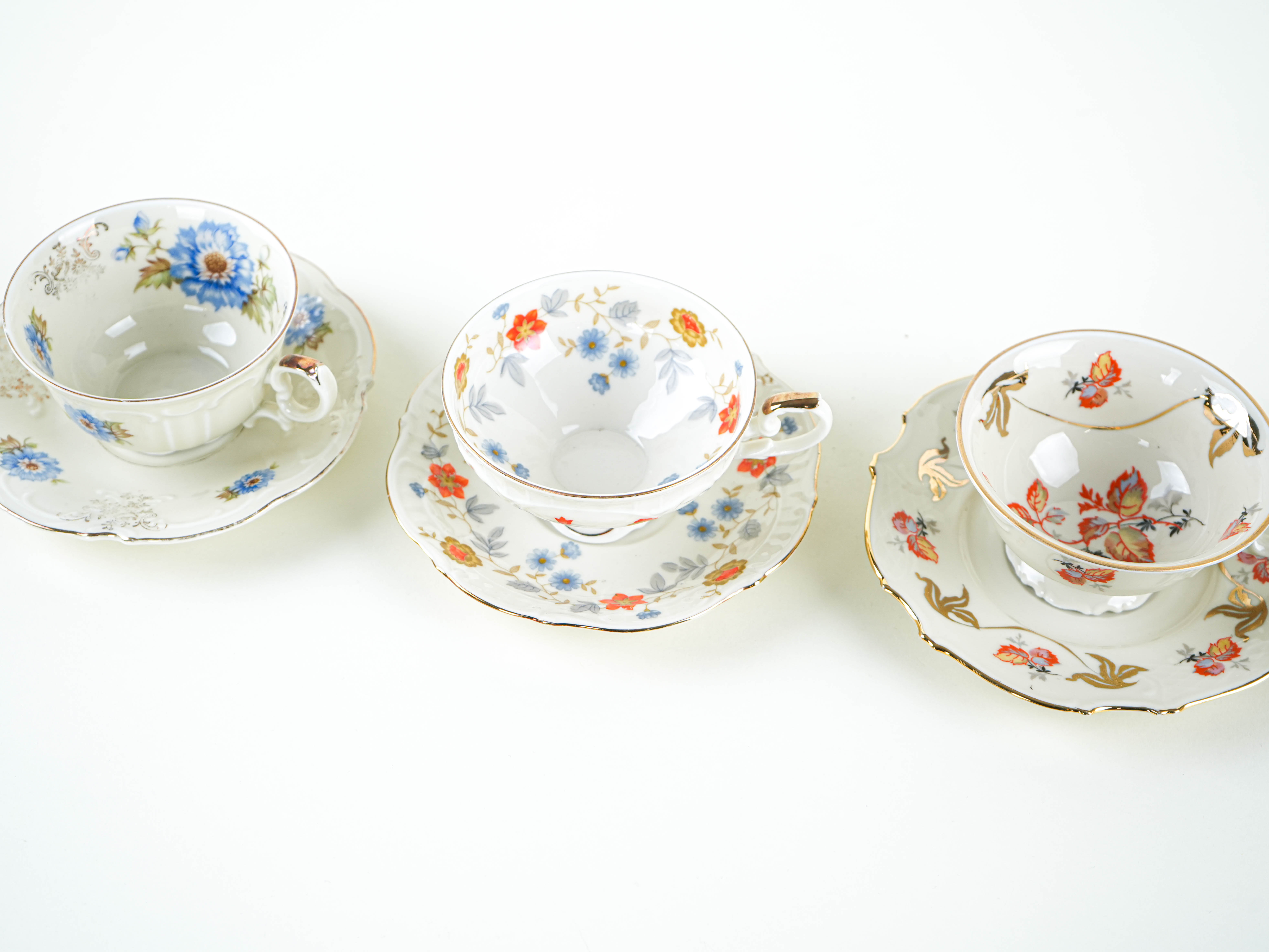 Porcelain cup set 20th century
