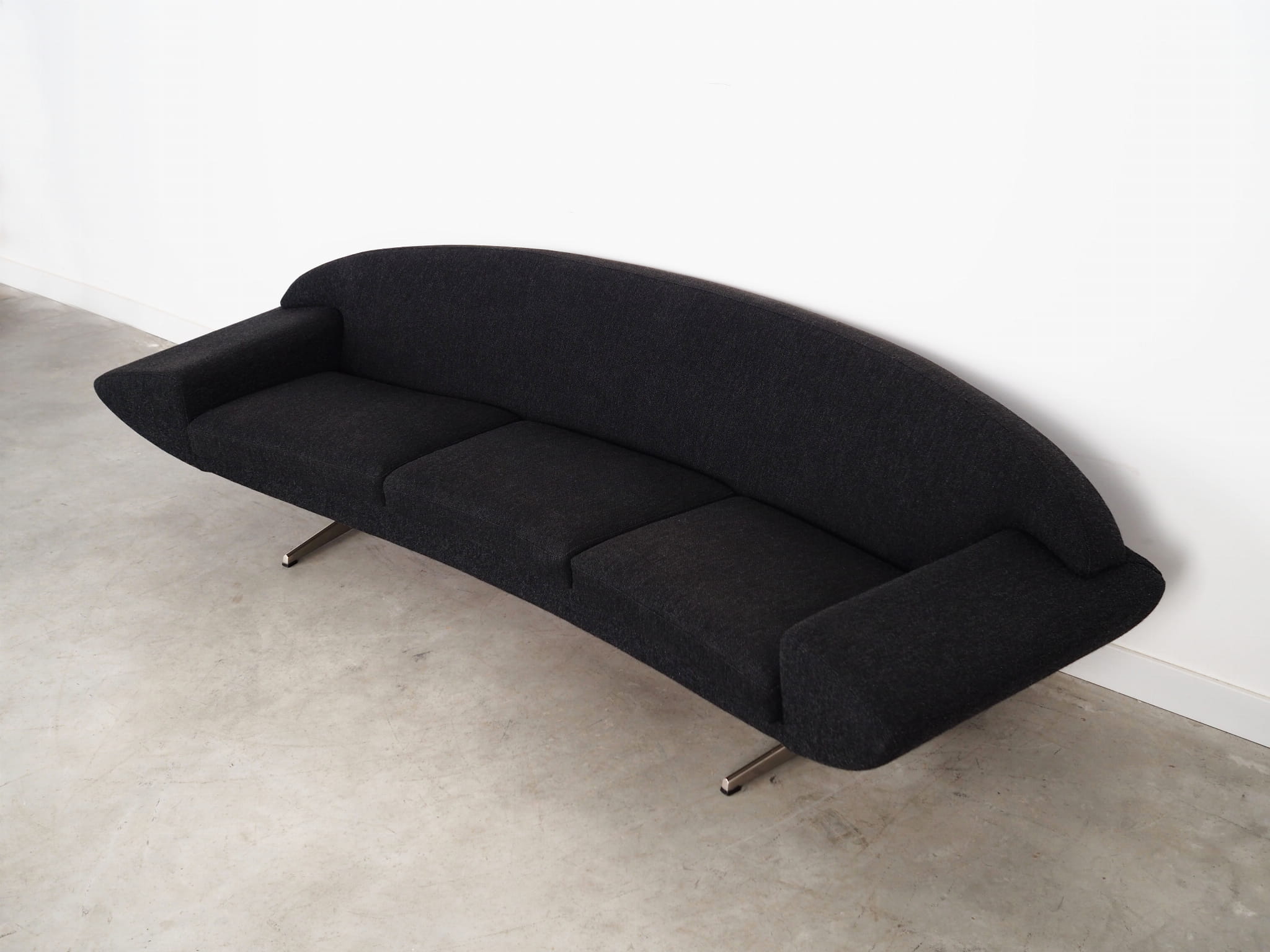 Capri Sofa Textil Graphit 1960er Jahre