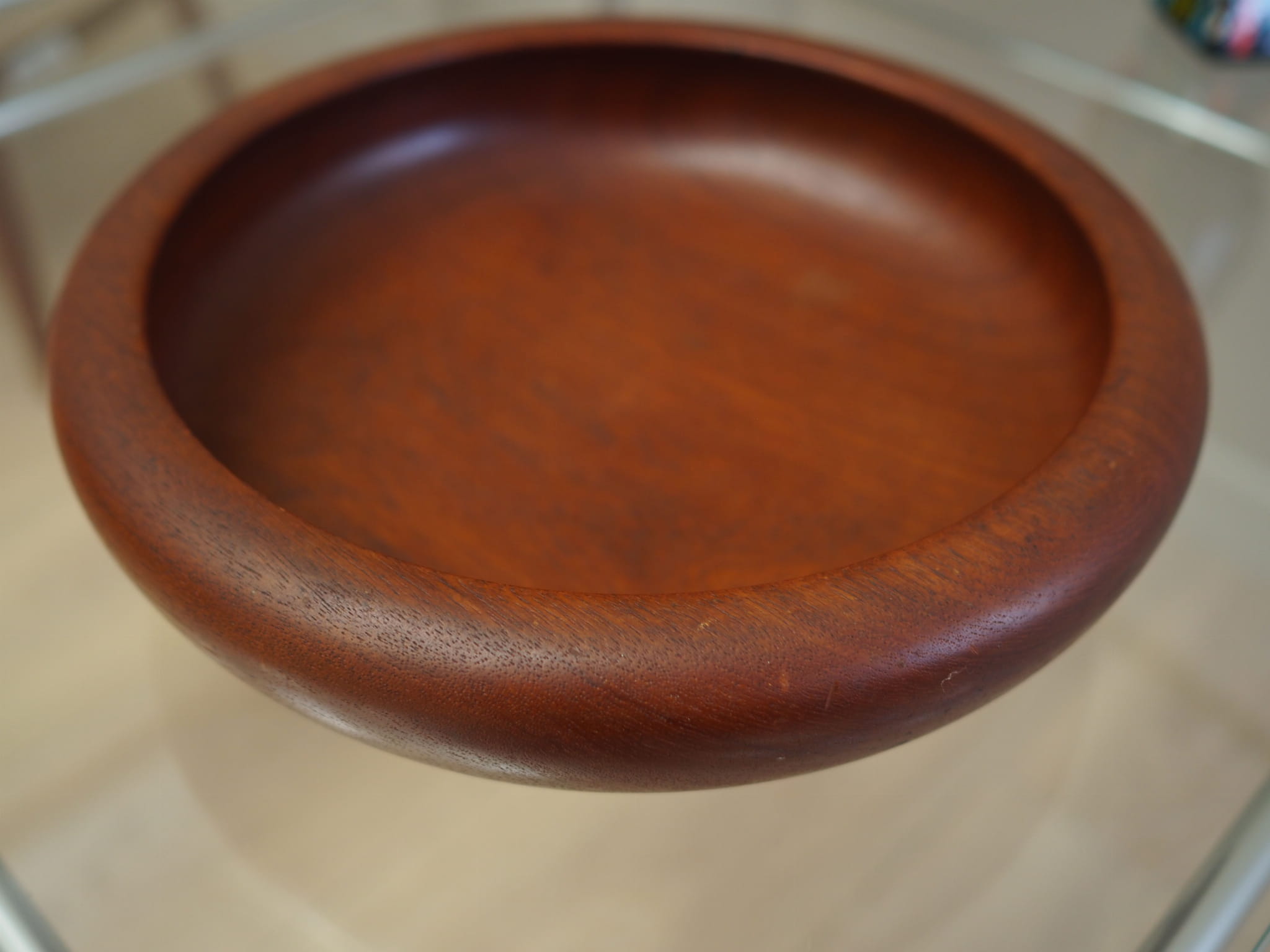 Piatto vintage in legno di teak marrone anni '60