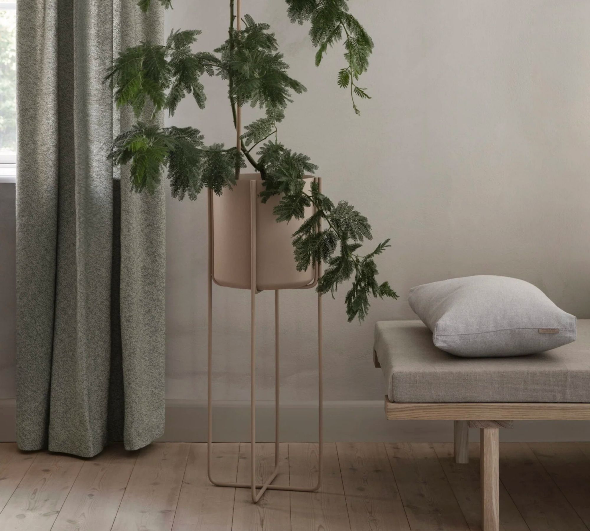 Kena Pflanzgefäß mit Gestell Nomad 80 x 29 cm 66019