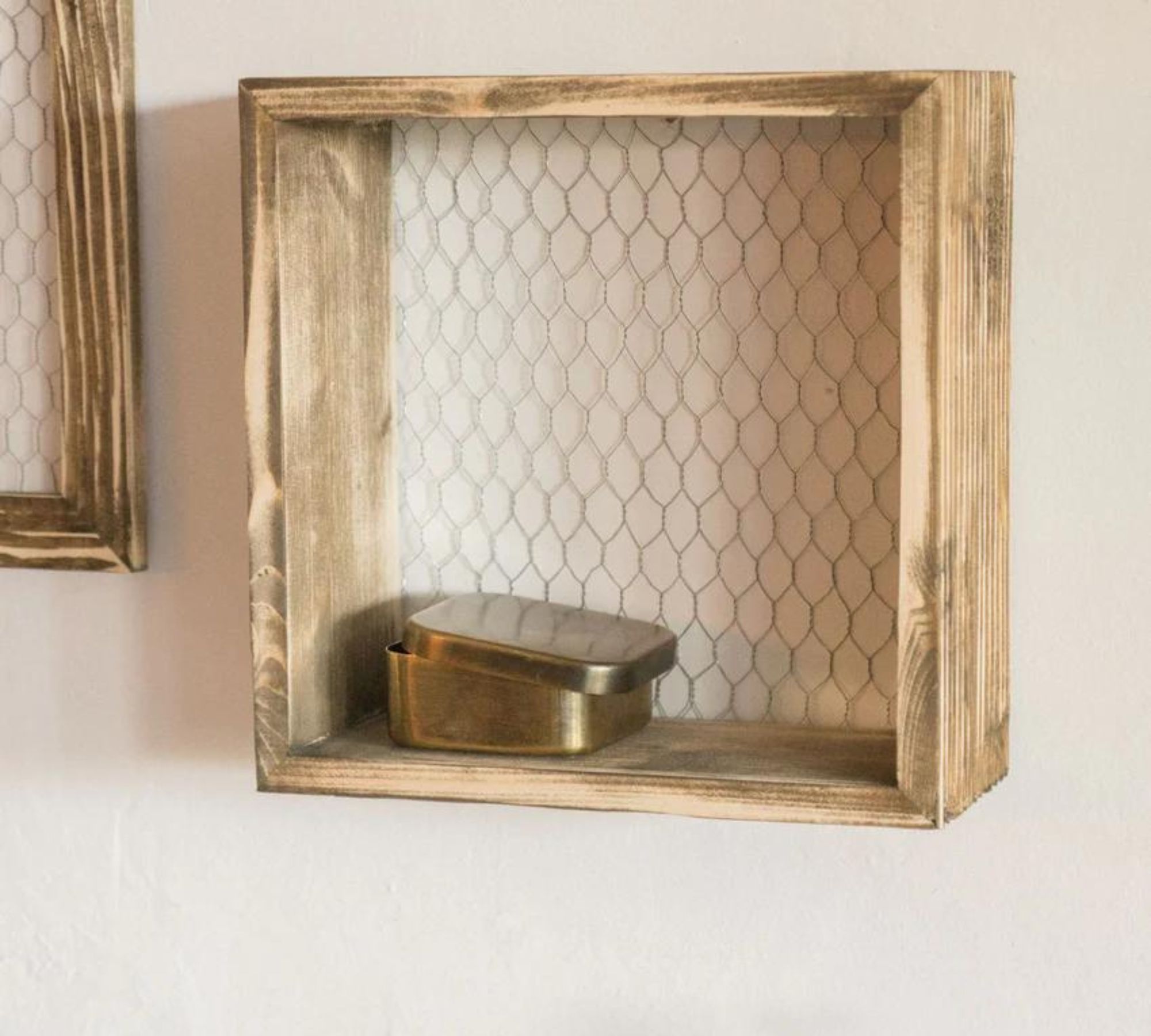 Biryar Regal Holz Nussbaum