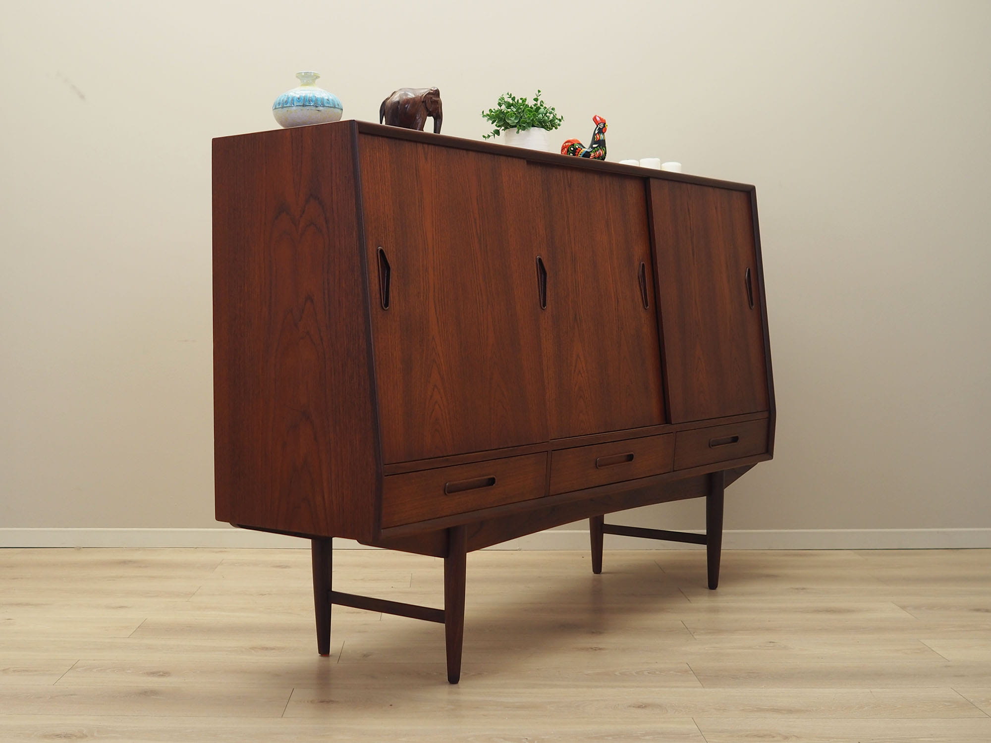 Highboard Holz Braun 1960er Jahre 