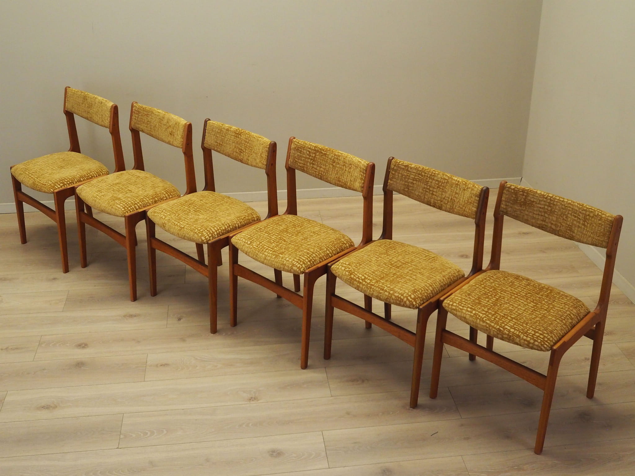 6x Esszimmerstuhl Teakholz 1970er Jahre