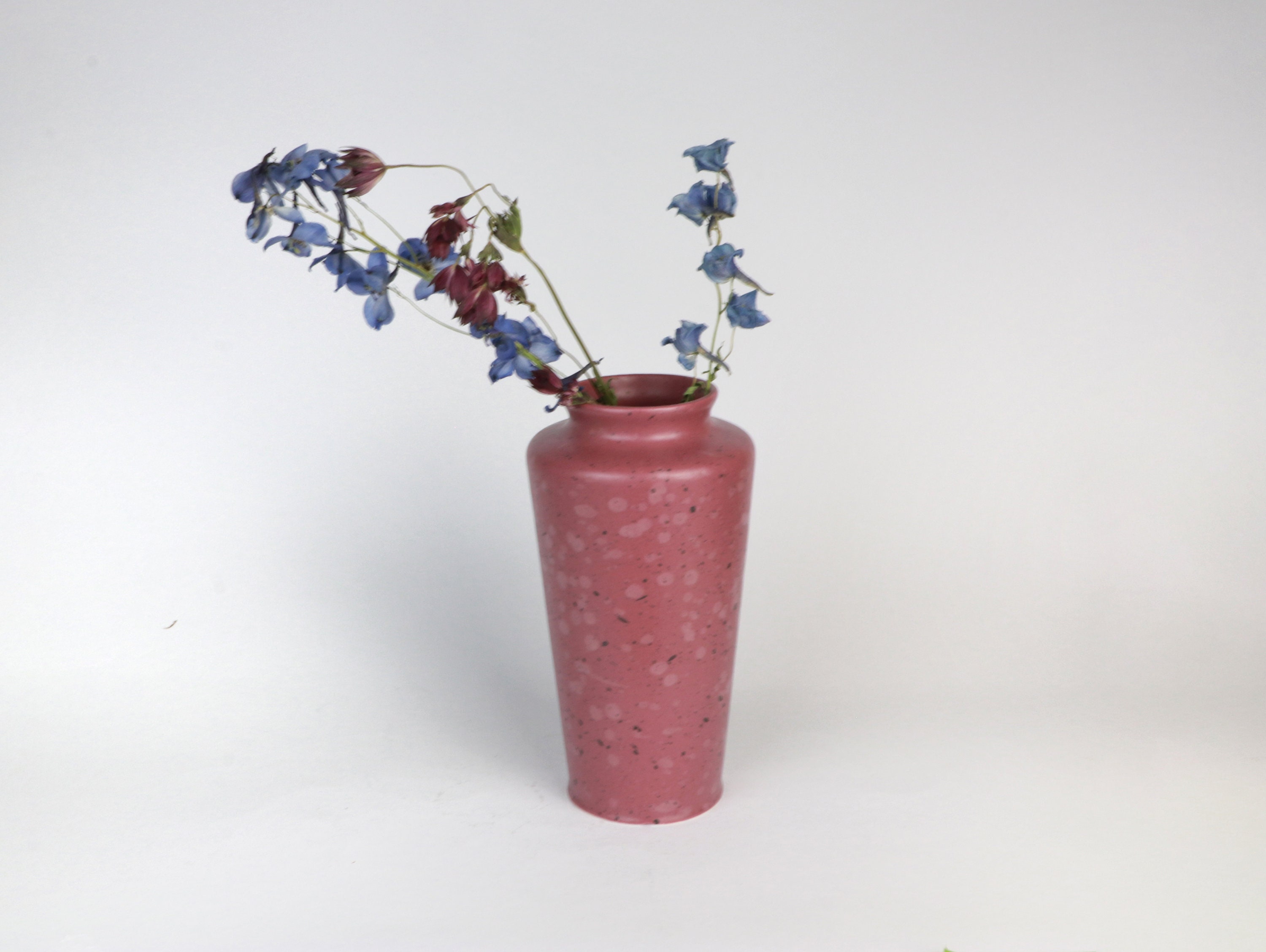 Vintage Postmodern Blumenvase Keramik Rosa 1990er Jahre