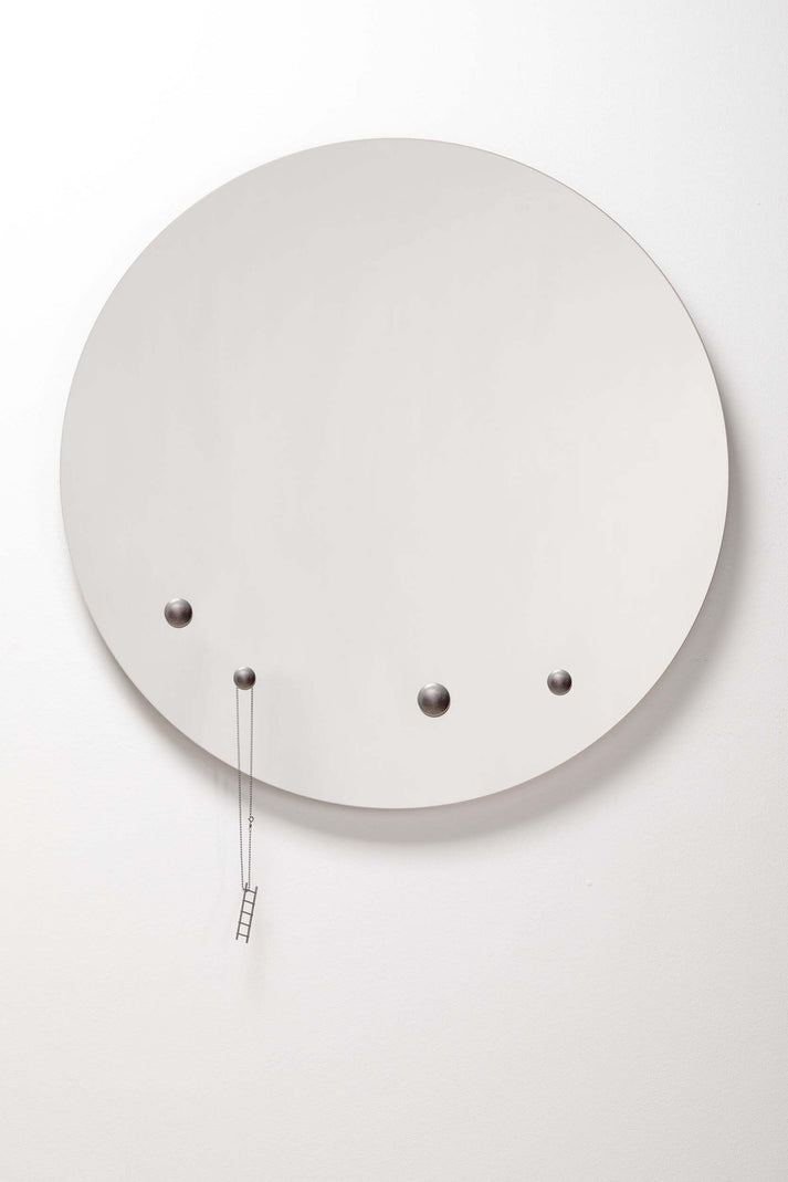The mirror
Neutral
⌀70cm