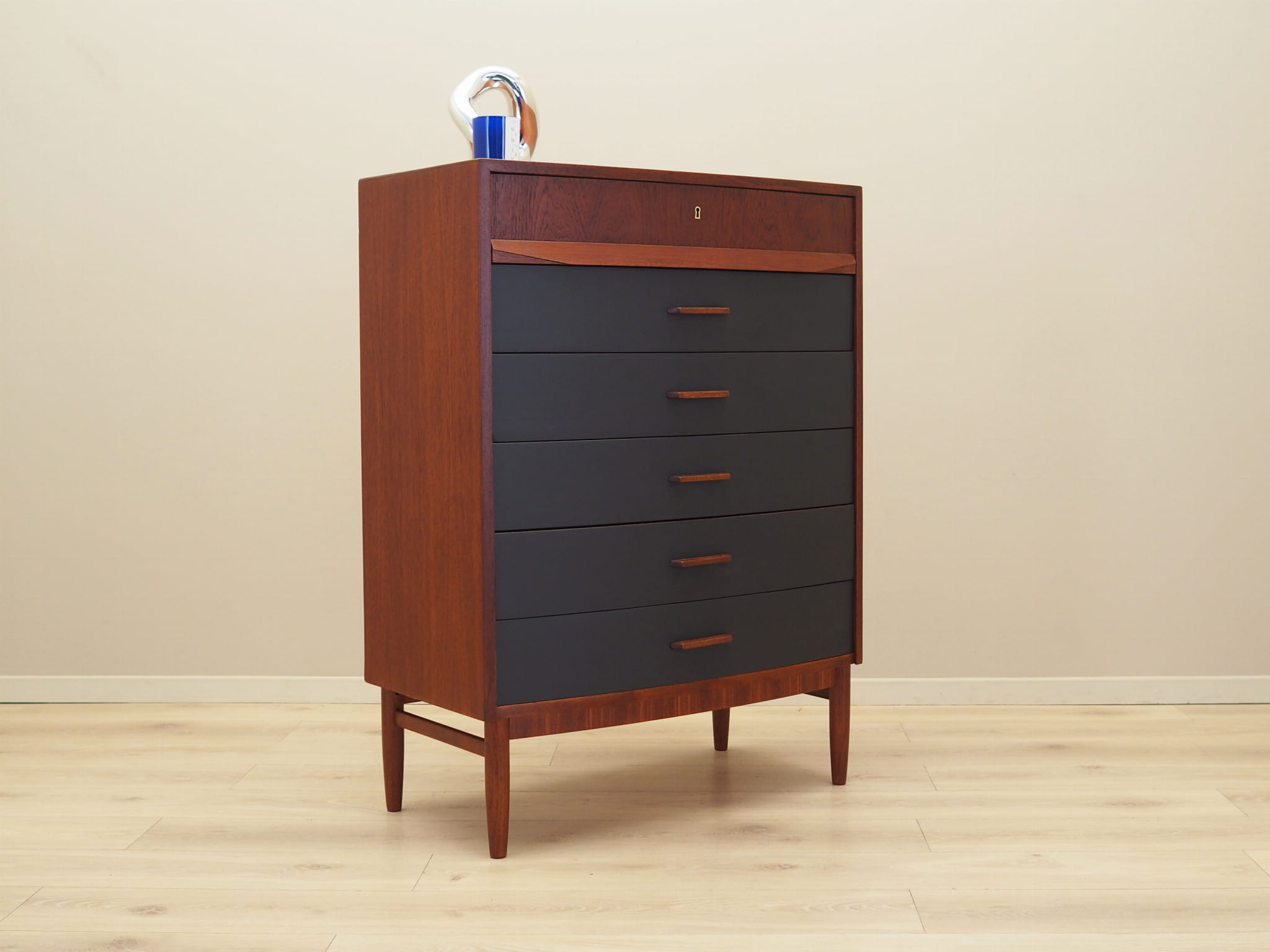 Chest of drawers Teak wood 1970s