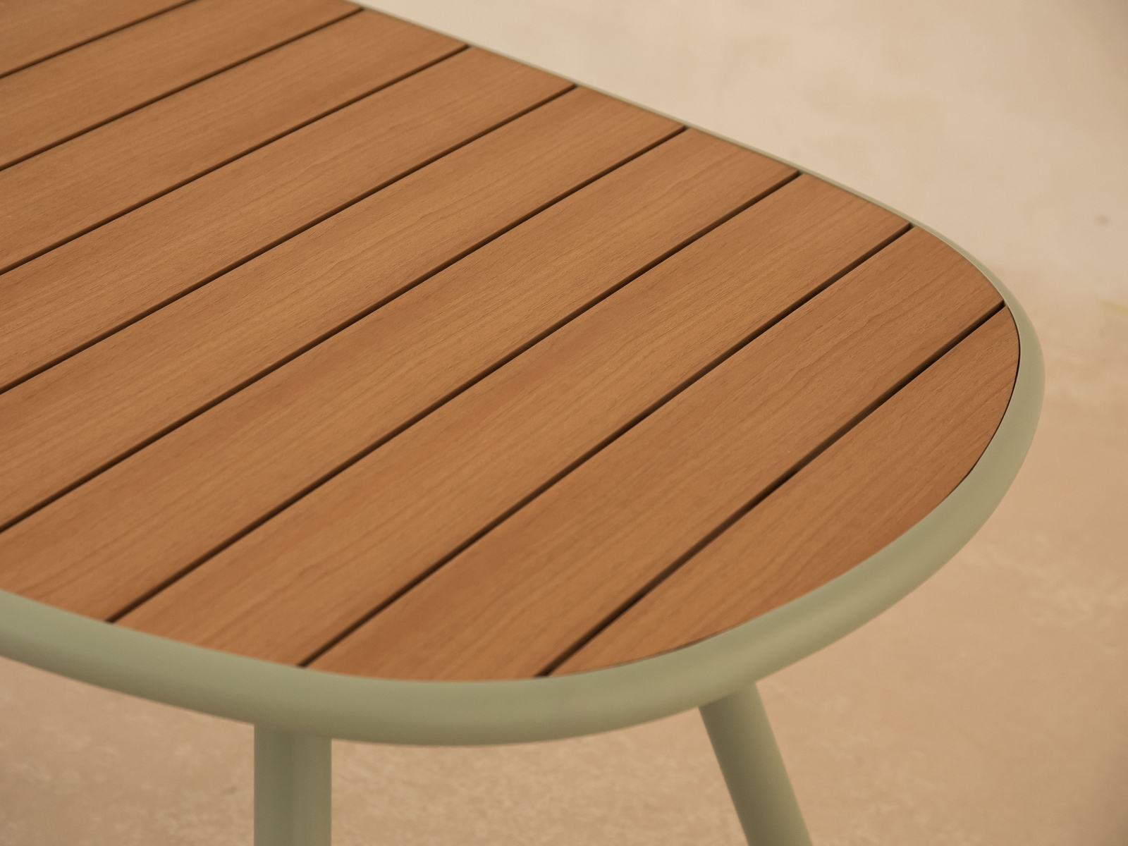 Niublau Gartentisch 6-Sitzer Kunststoff Braun