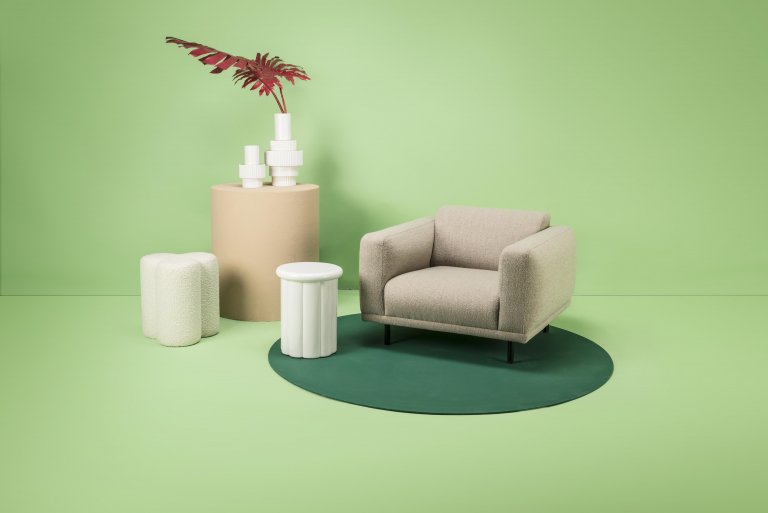 Clover Hocker Creme