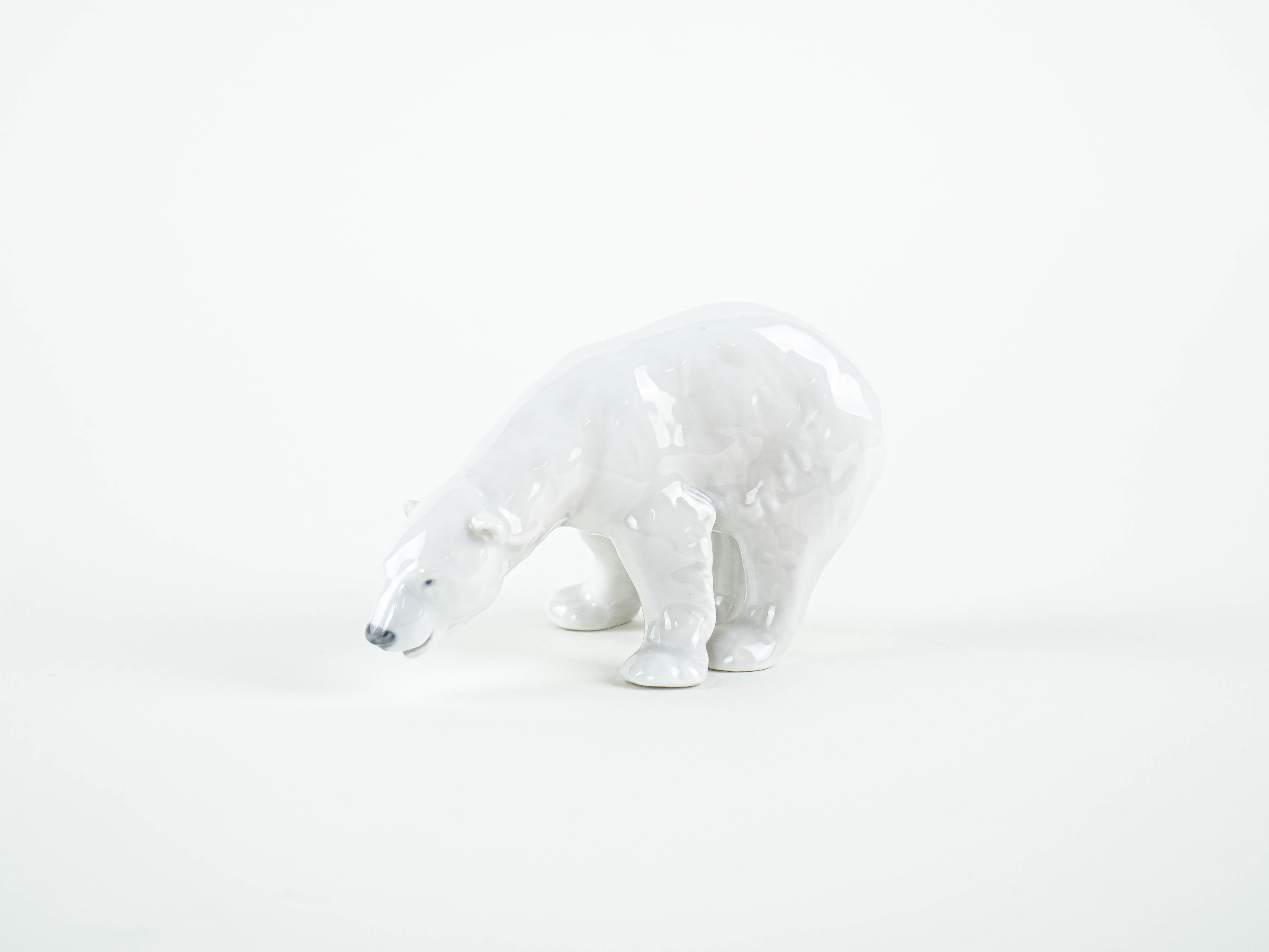 Porcelain polar bear figure 1970s