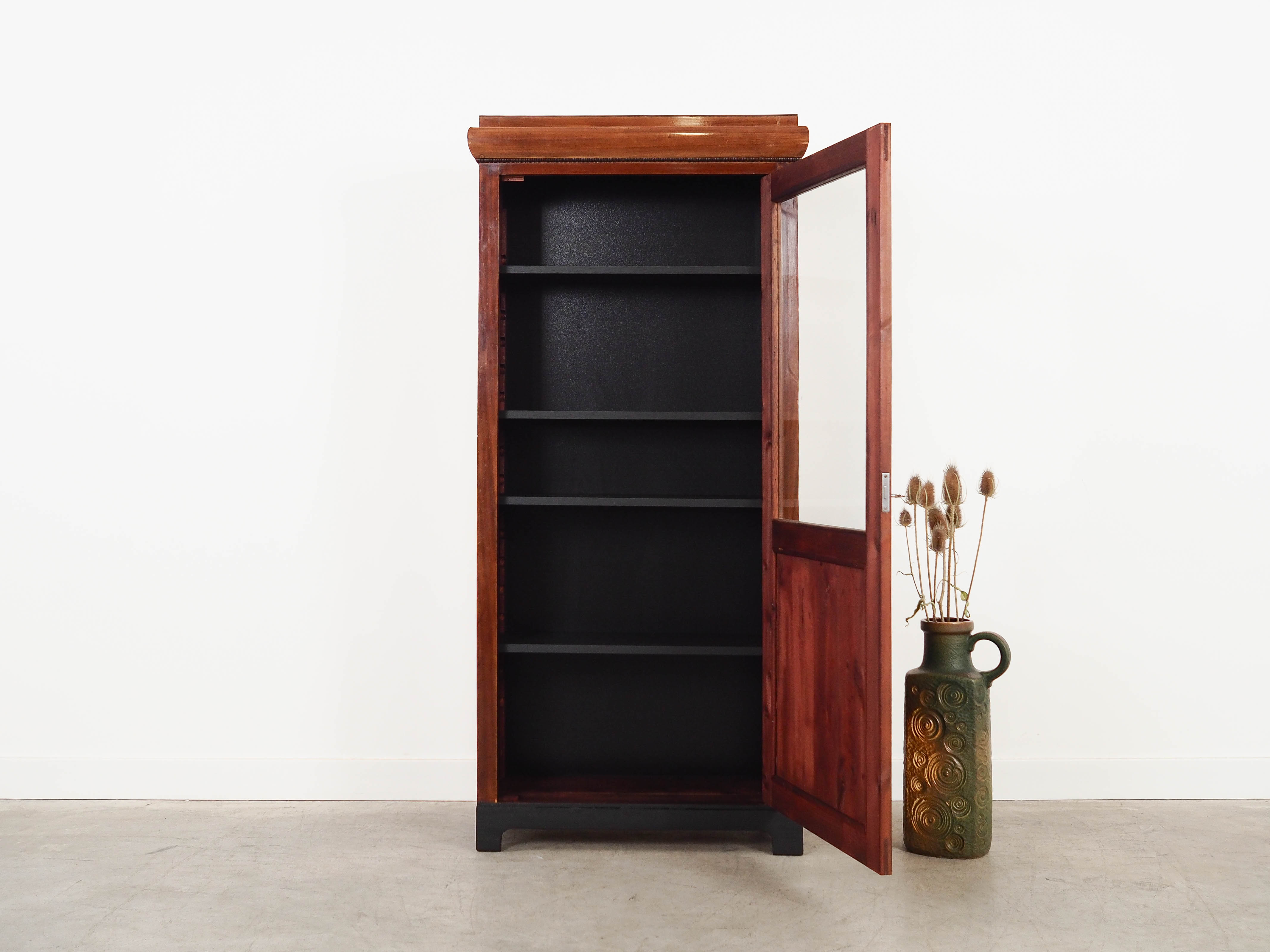 Vitrine Walnussholz 1960er Jahre