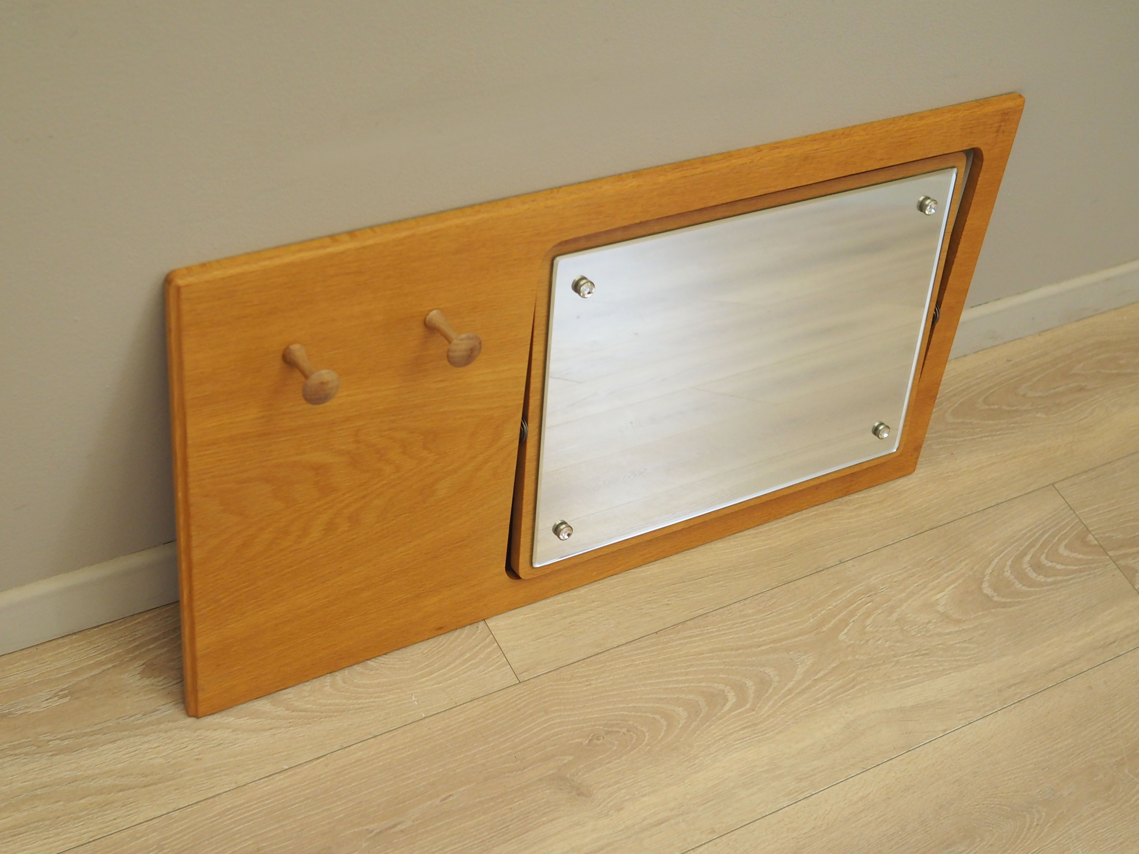Wandgarderobe mit Spiegel 1980er Jahre