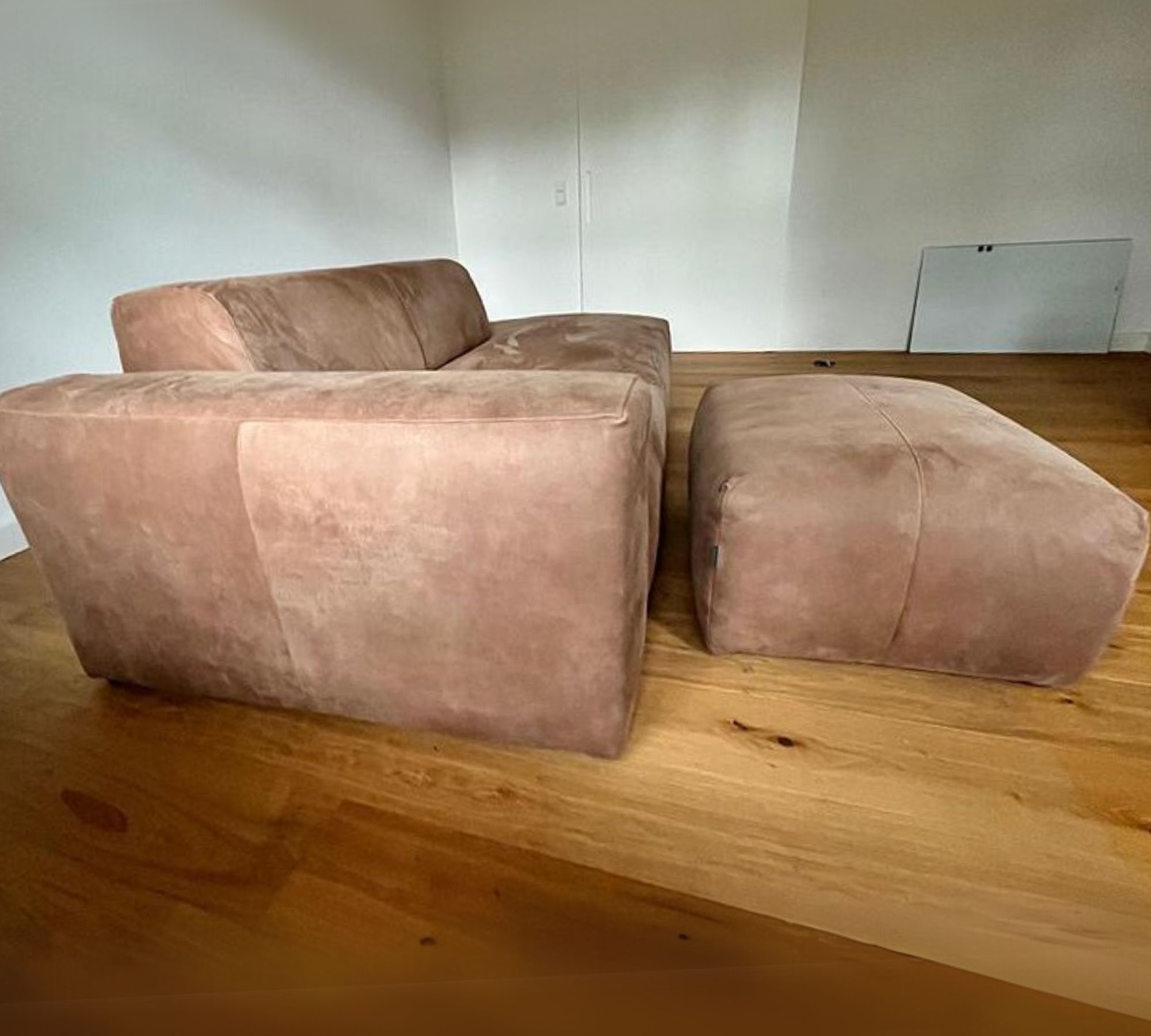 Pyllow Sofa 3-Sitzer & Hocker Nubukleder Braun