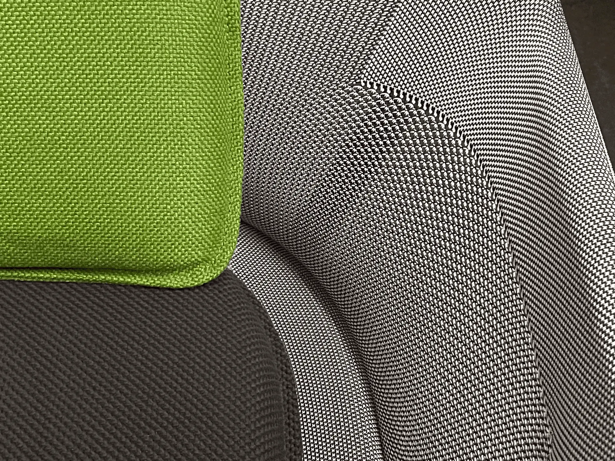 Slow Chair Sessel Textil Aluminium Creme