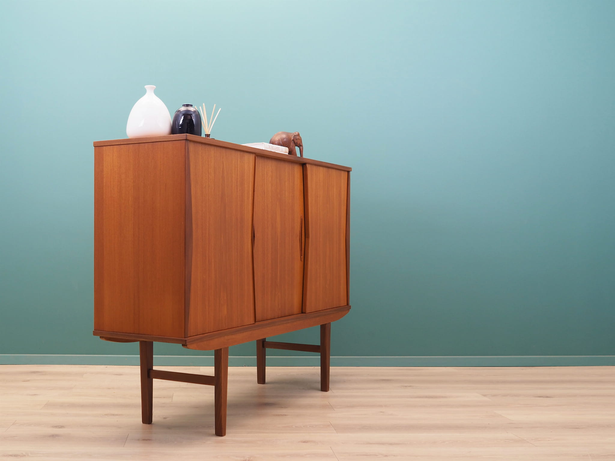 Vintage Highboard Teakholz Braun 1960er Jahre