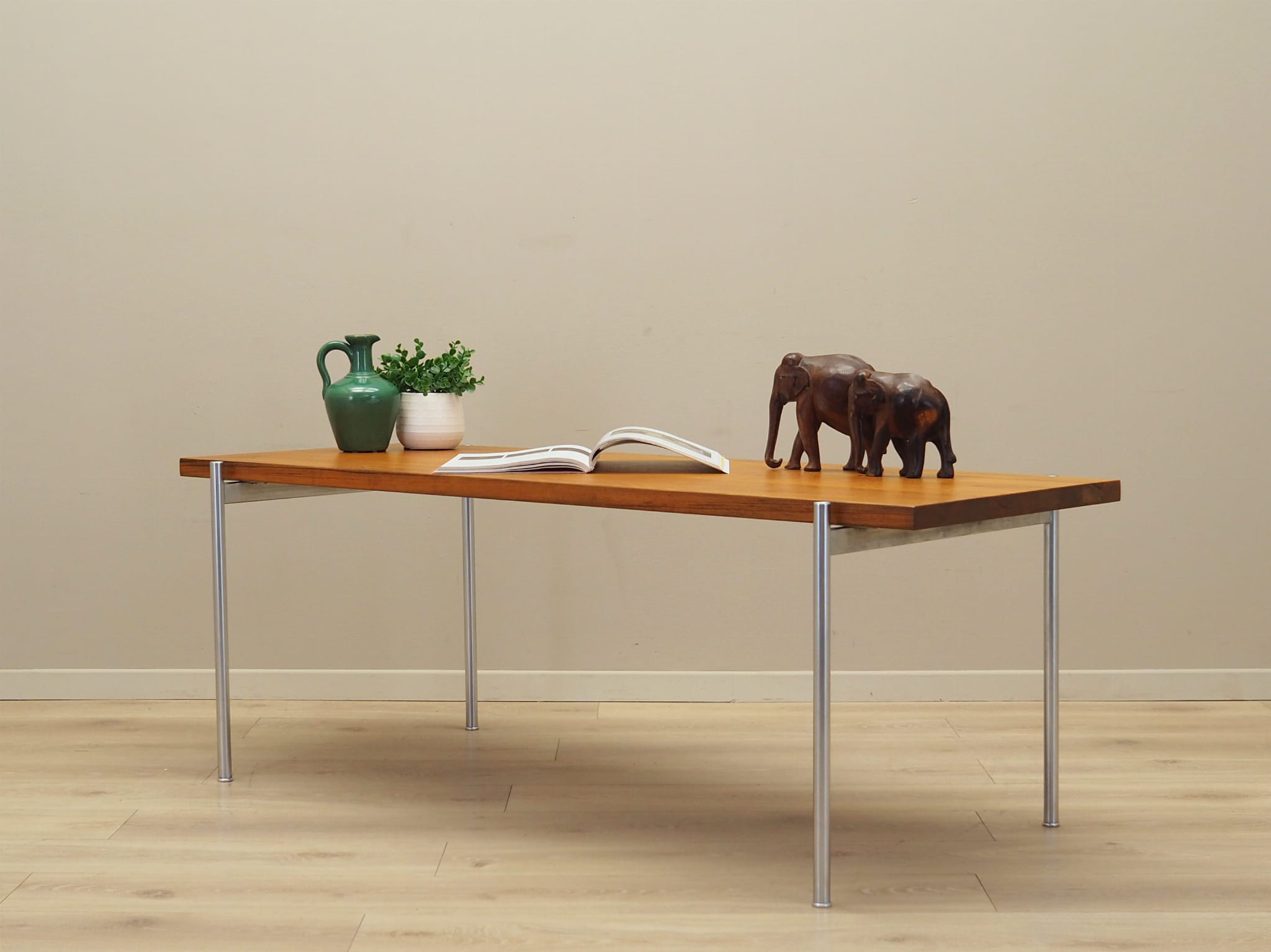 Bank Teakwood Brown 1970s