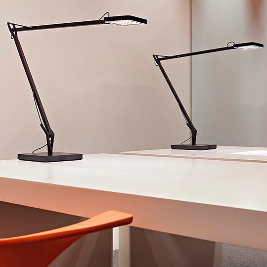 Kelvin Led Tischleuchte Schwarz