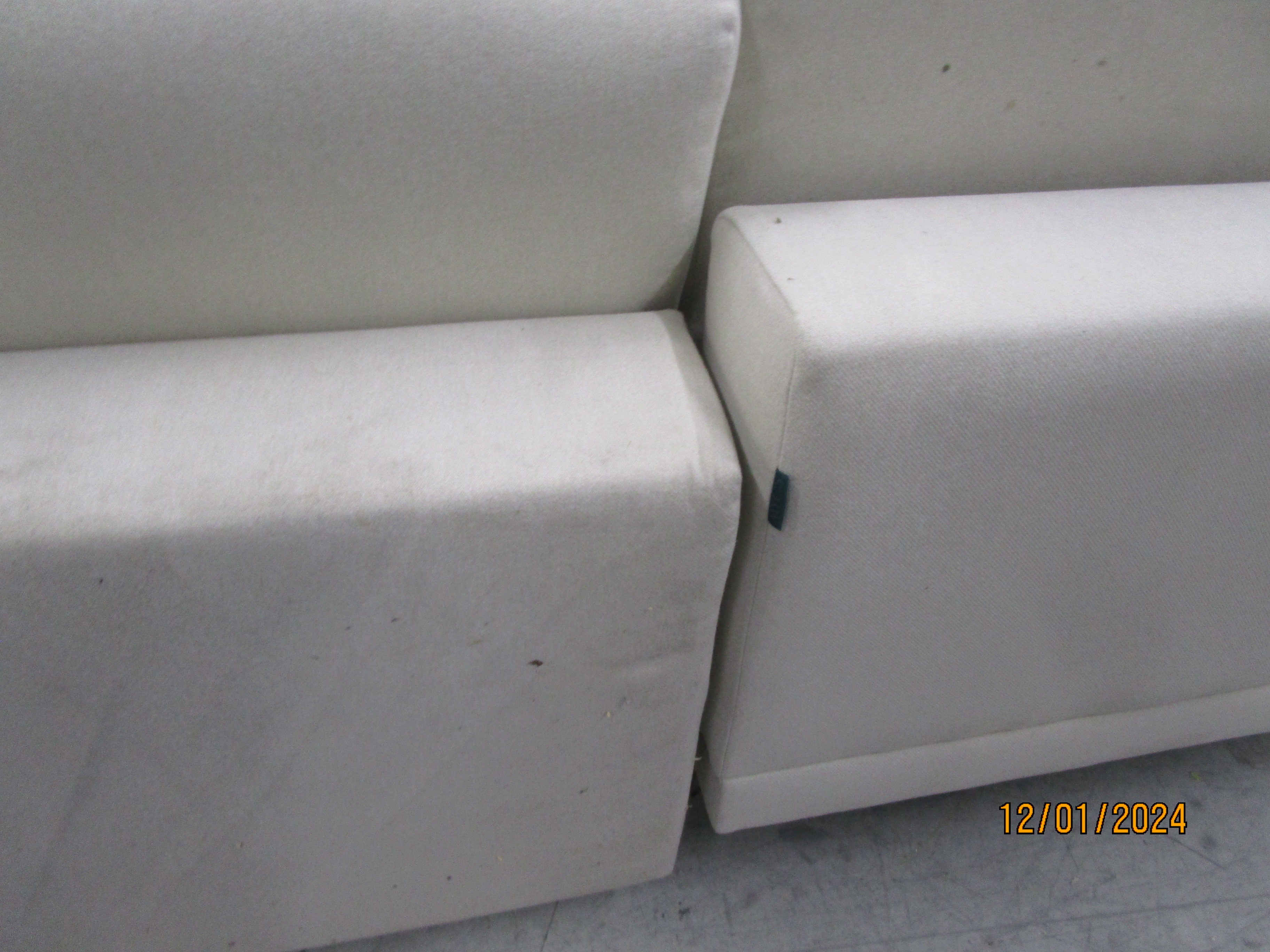 Tyme Schlafsofa Récamiere Links Vegane Wolle Cremebeige