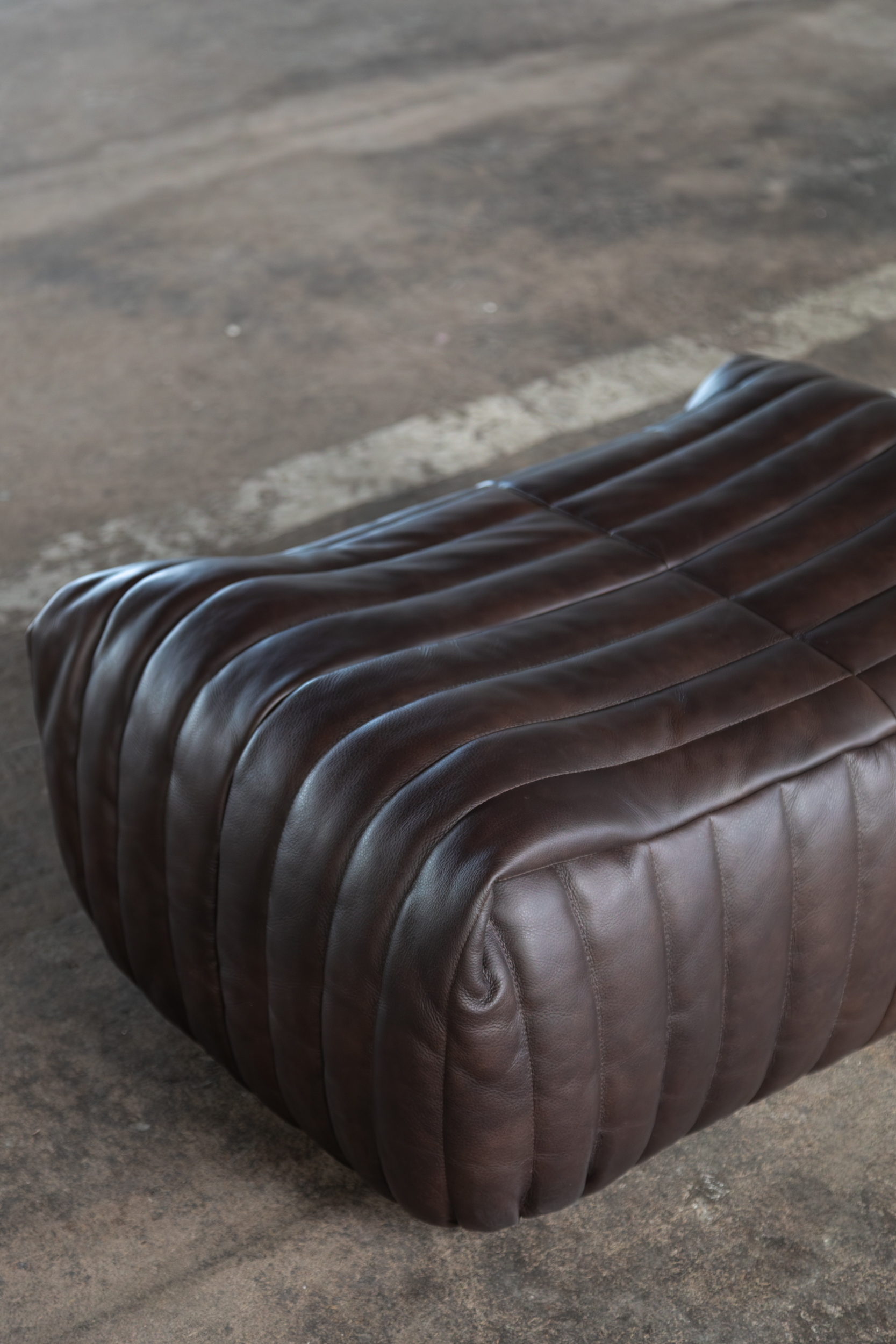 Togo Armchair Smooth Leather Folk Brown