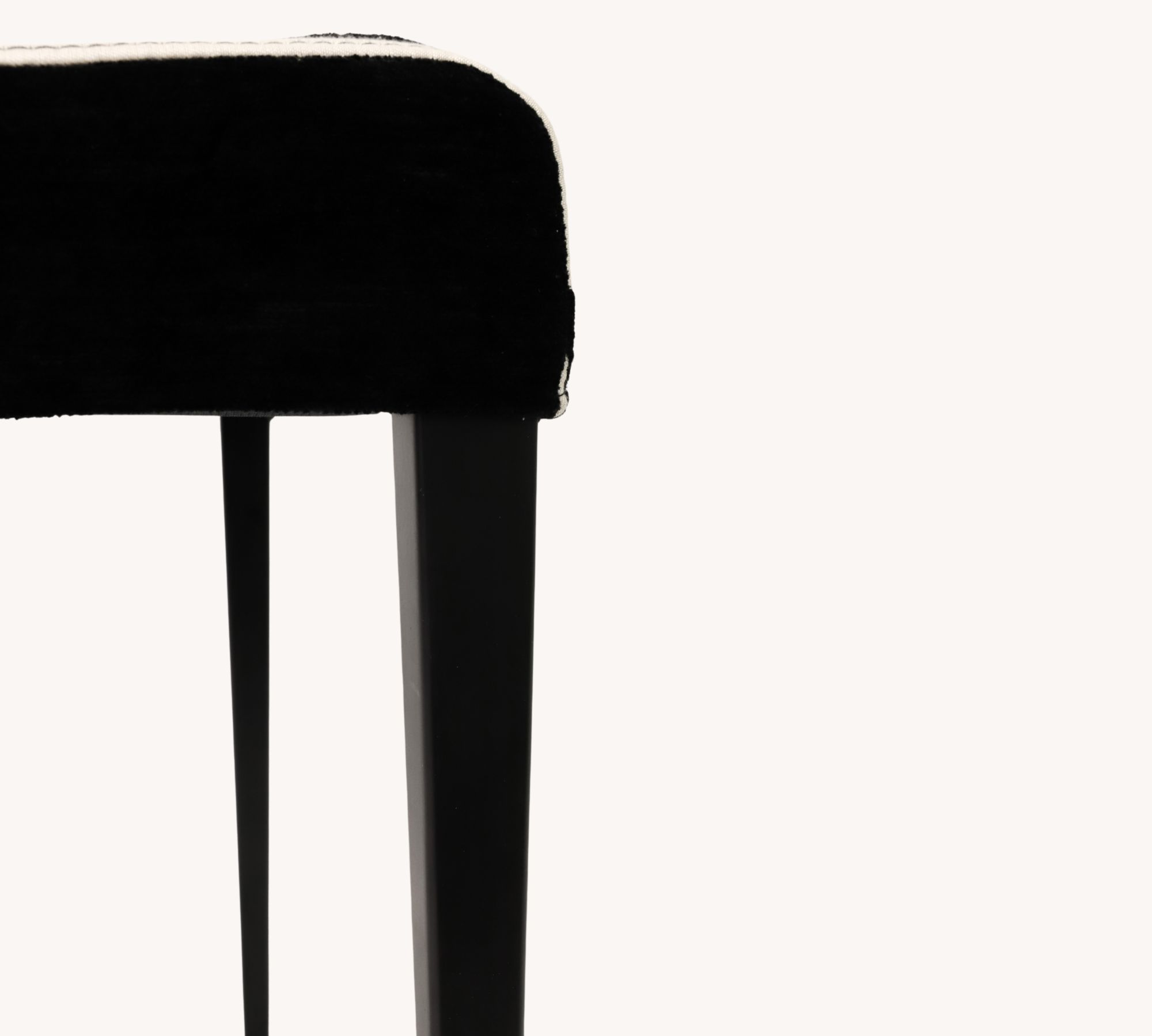 King Chair Stuhl Textil Metall Schwarz Gemustert