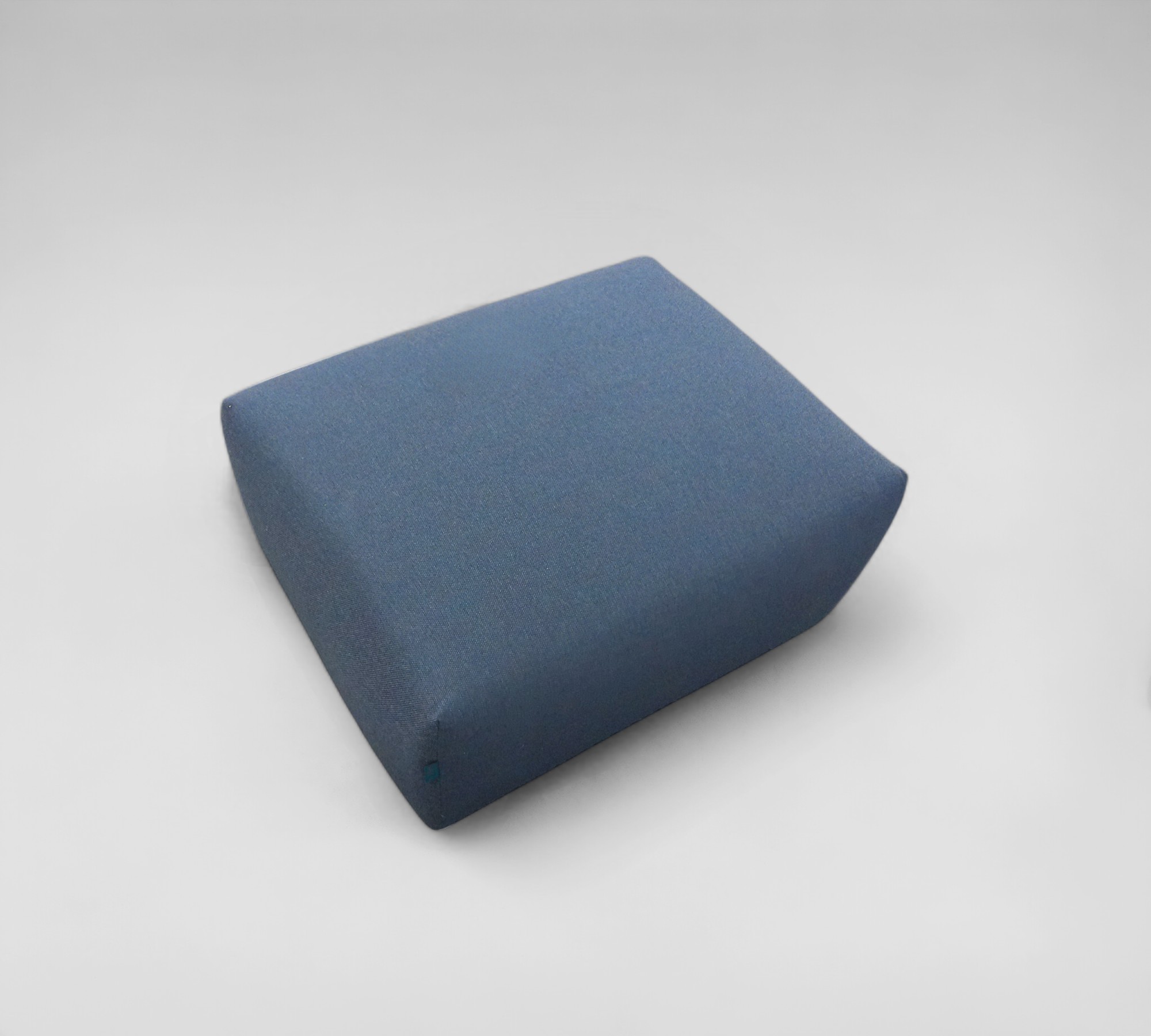 Pyllow Hocker Blau