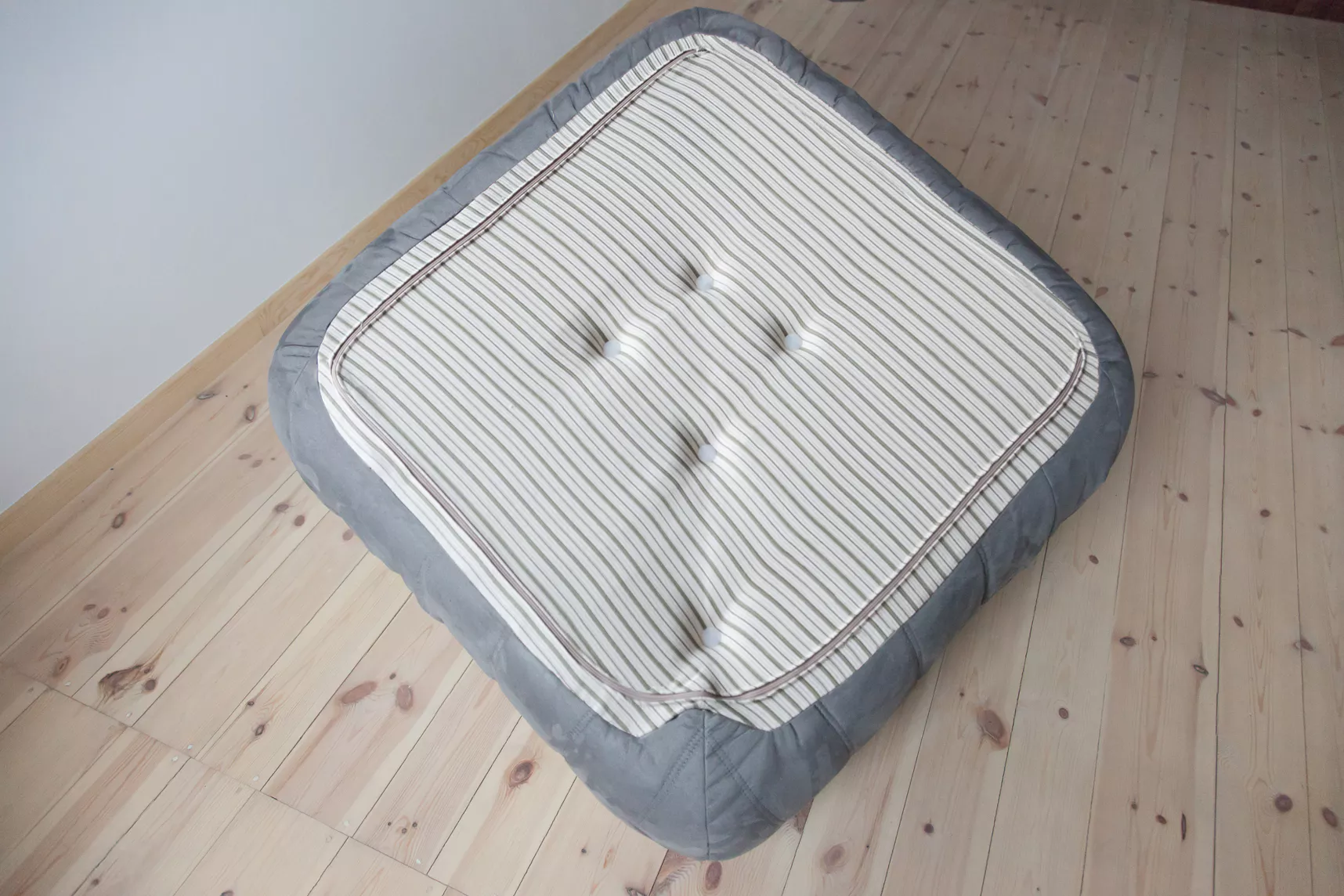 Togo Corner Sofa Textile Grey