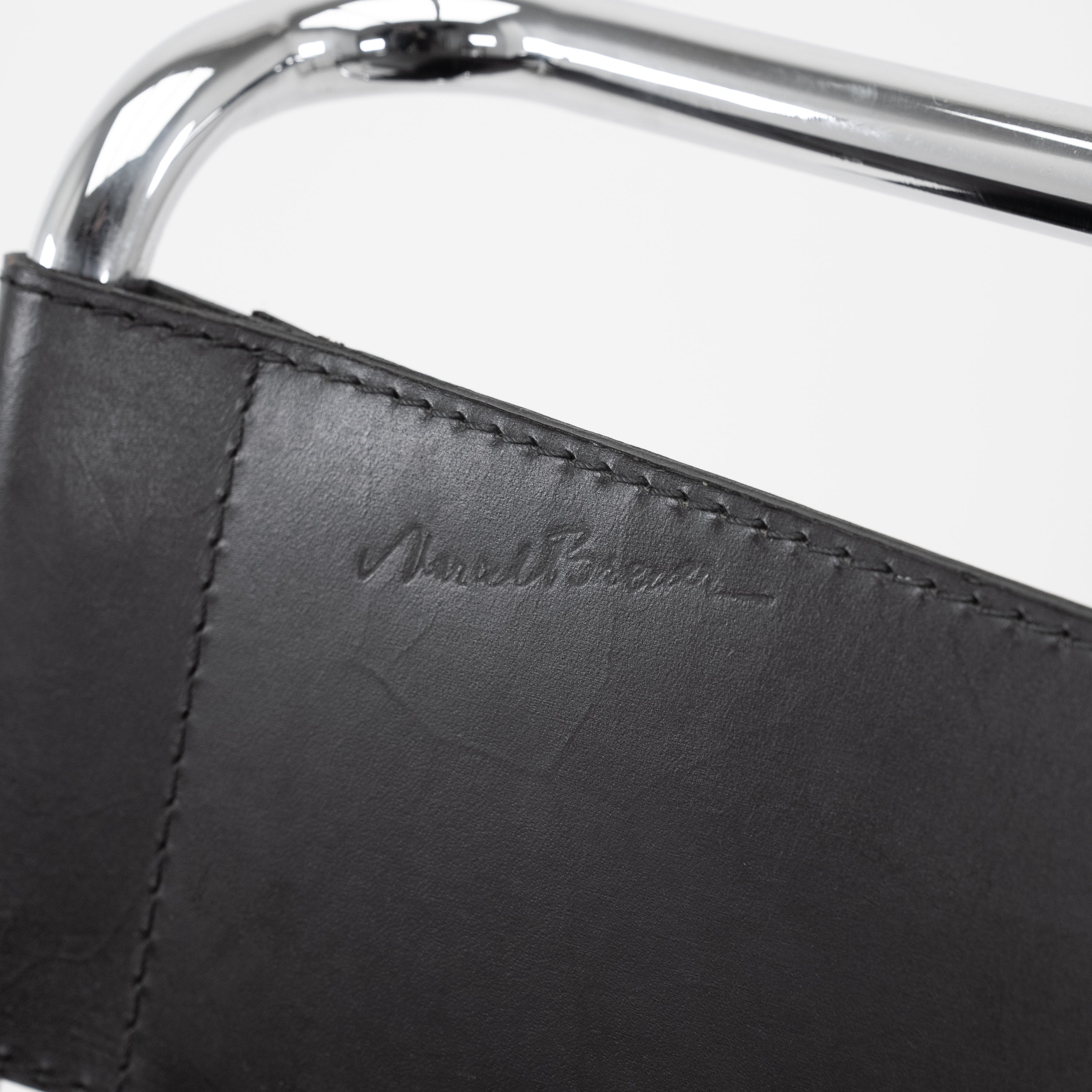 Wassily Armlehnstuhl Schwarz von Knoll International