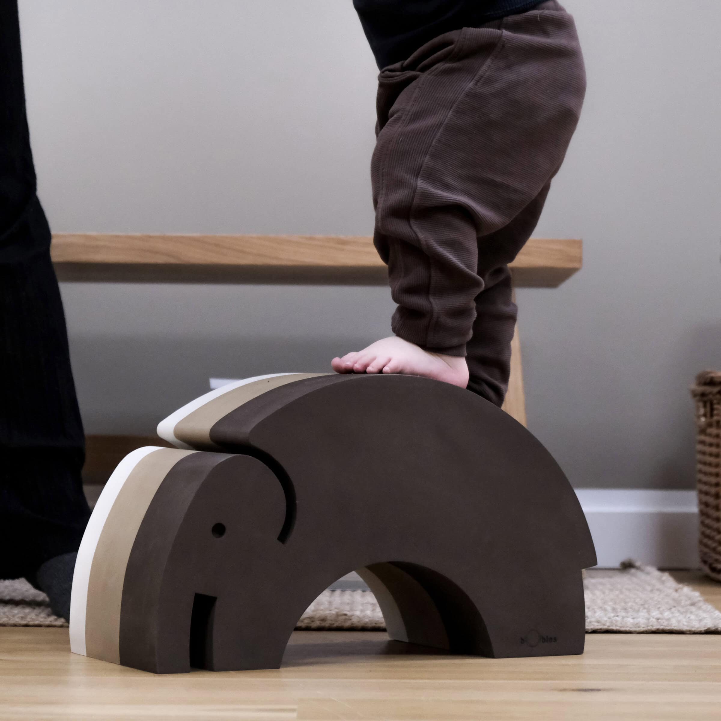 Elephant Medium stool Sand grey