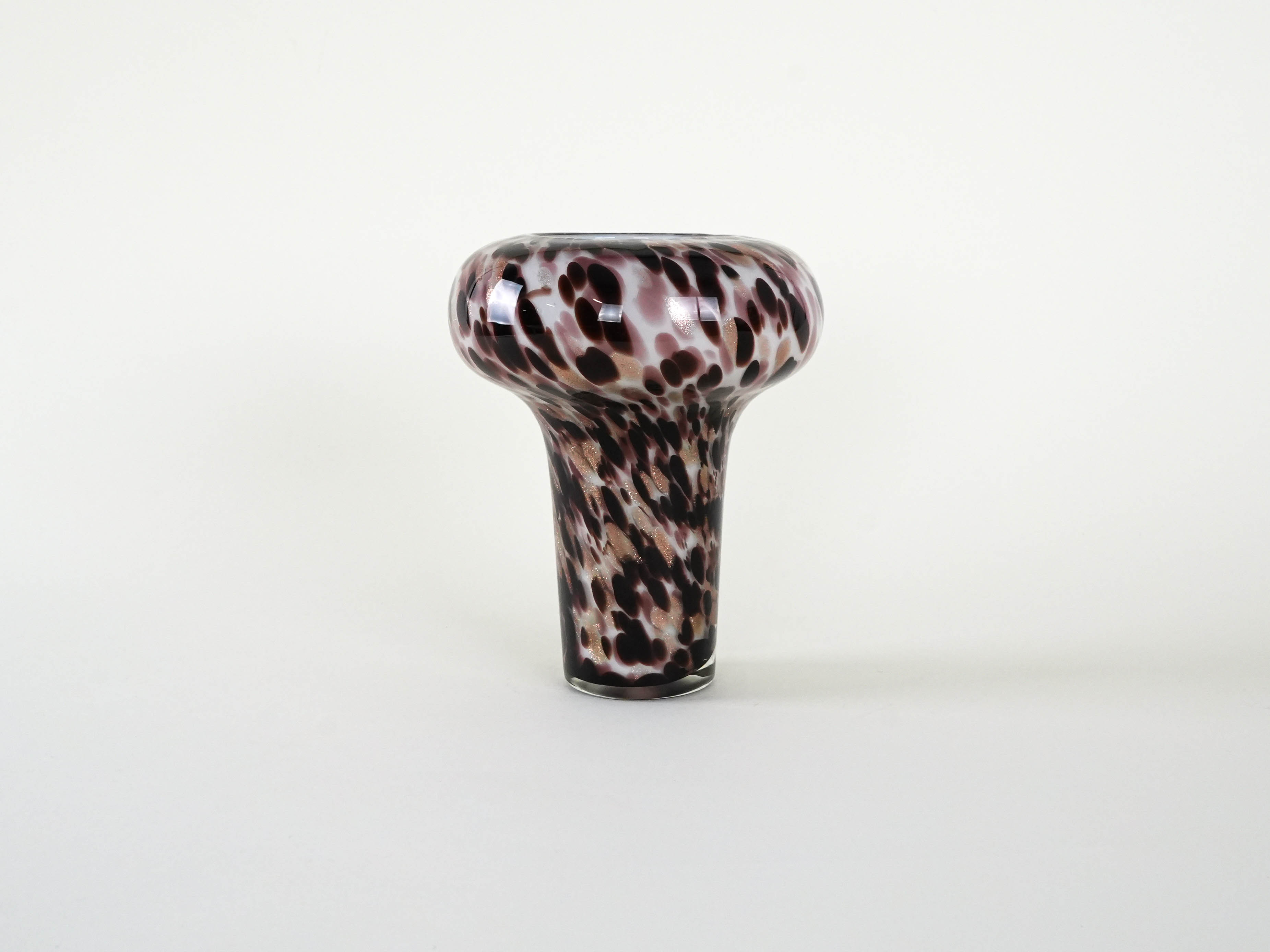 Leopard print glass vase brown