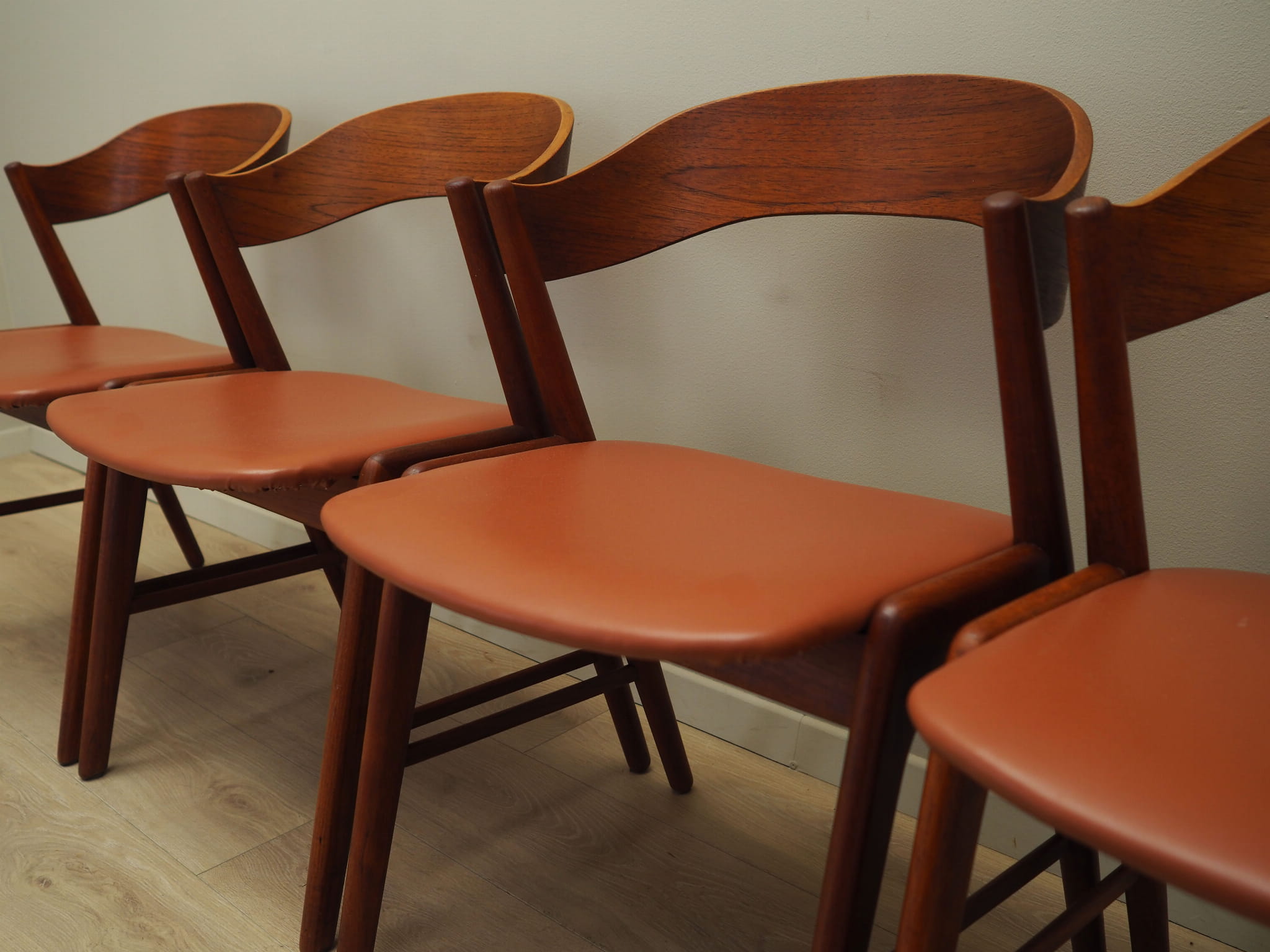 4x Chair Teak Wood Faux Leather Beige 1970s