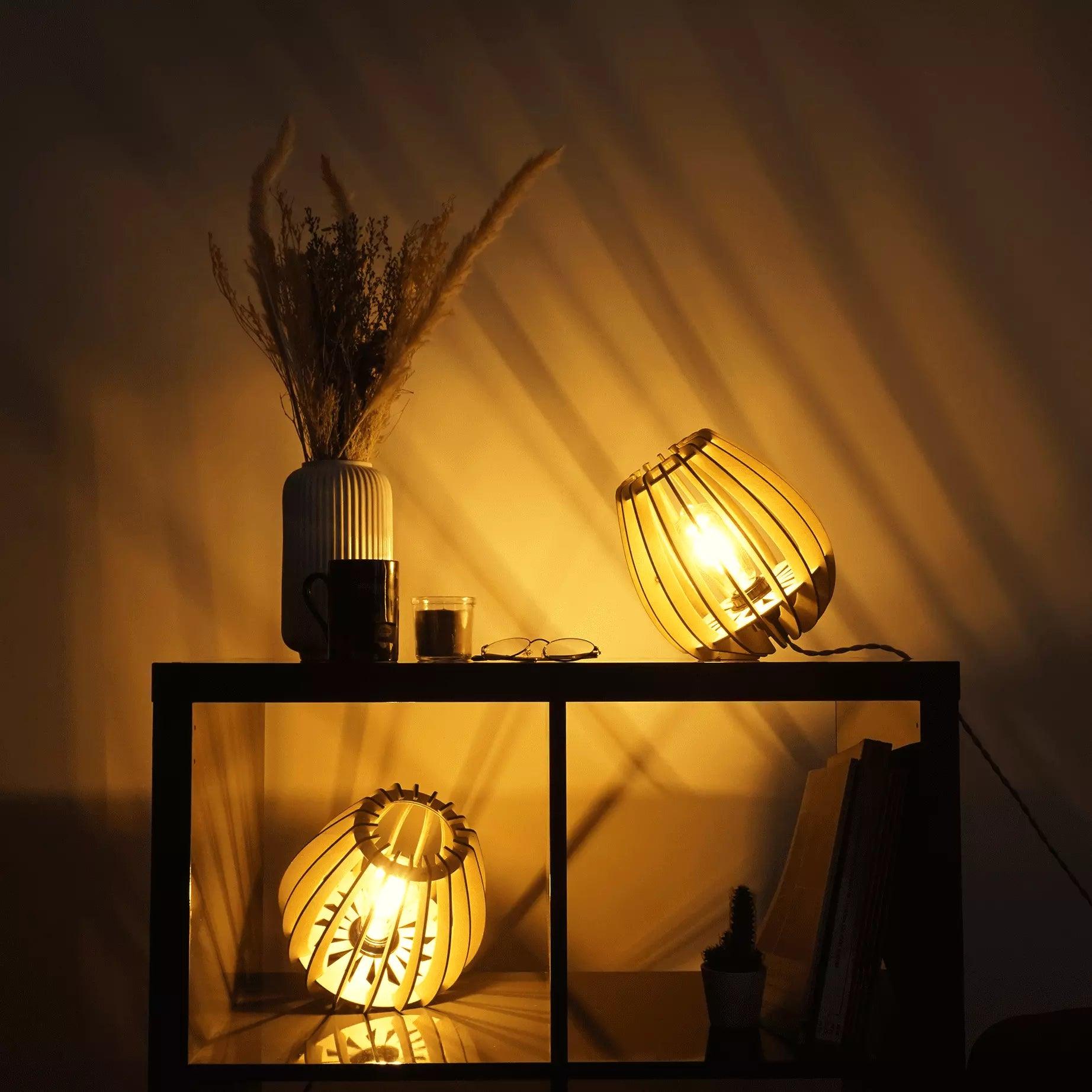 Atome Tischlampe Holz 21cm