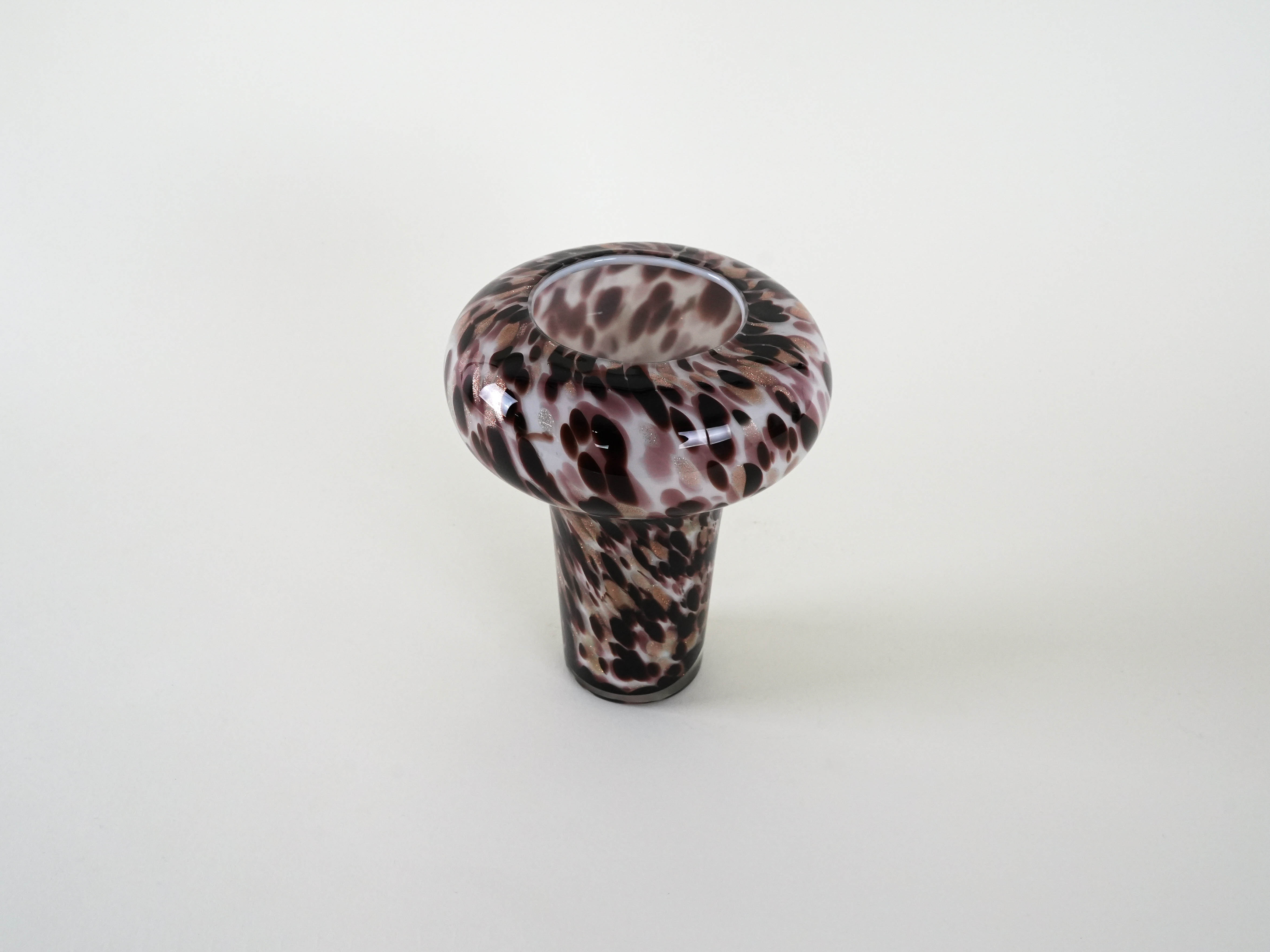 Leopard print glass vase brown