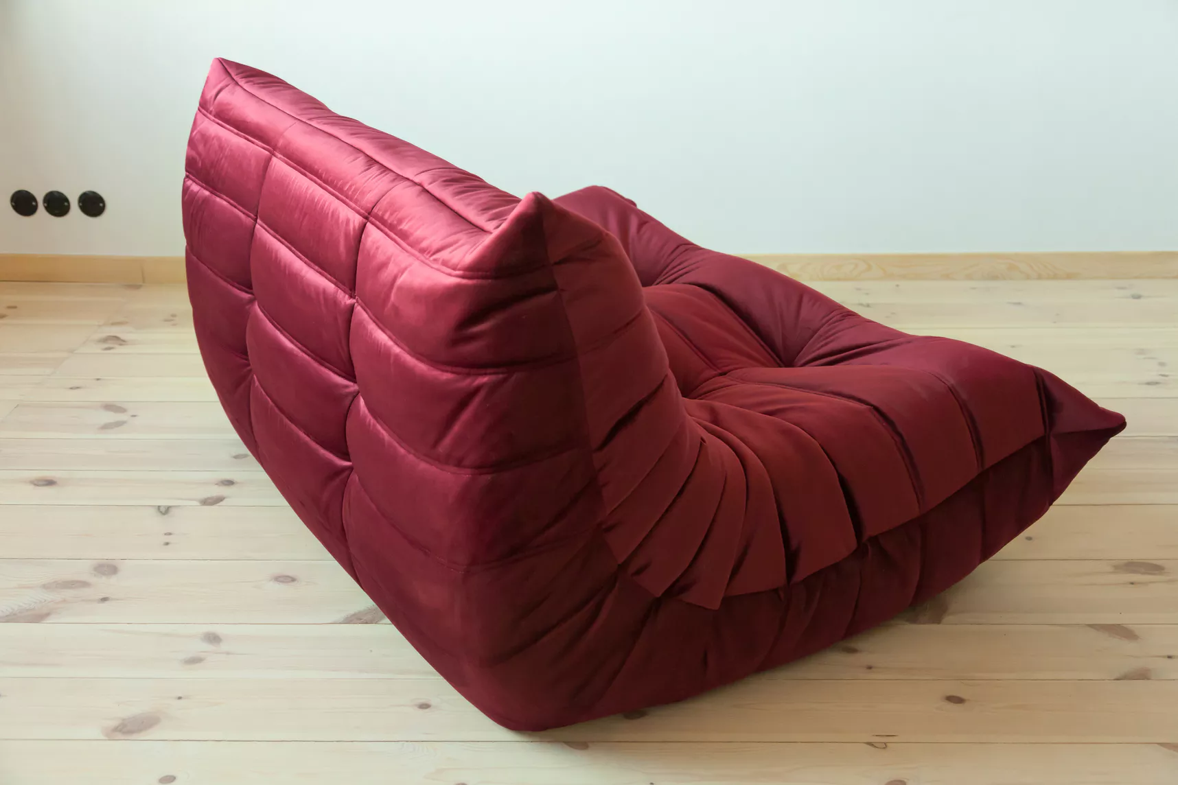 Togo Sofa 2-Sitzer Samt Burgundrot