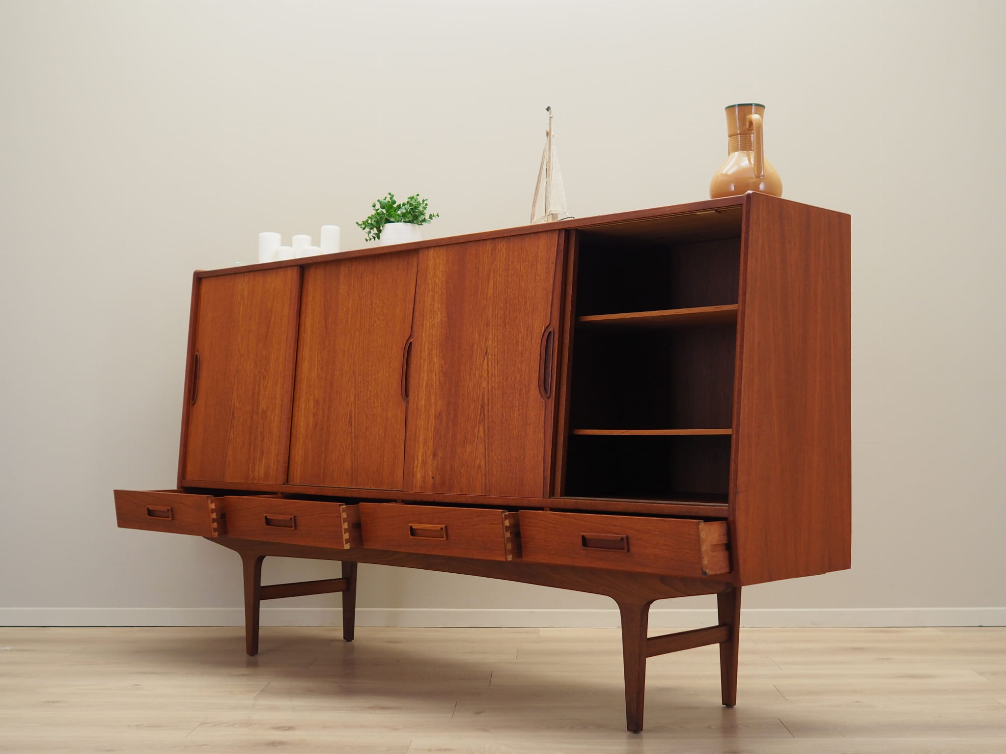 Highboard Holz Braun 1960er Jahre