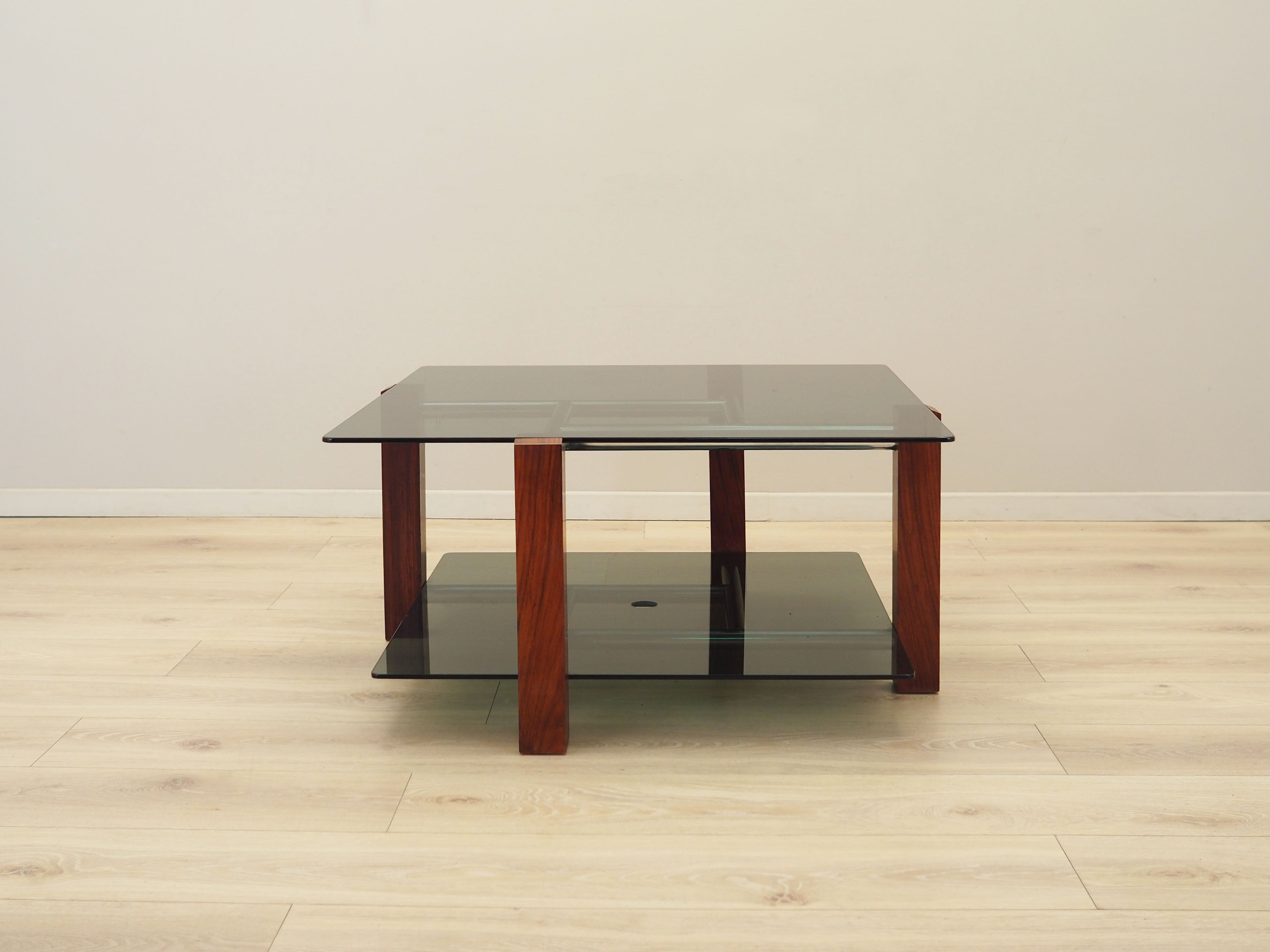 Glass table, Italian Design, 70s, Production: Italy