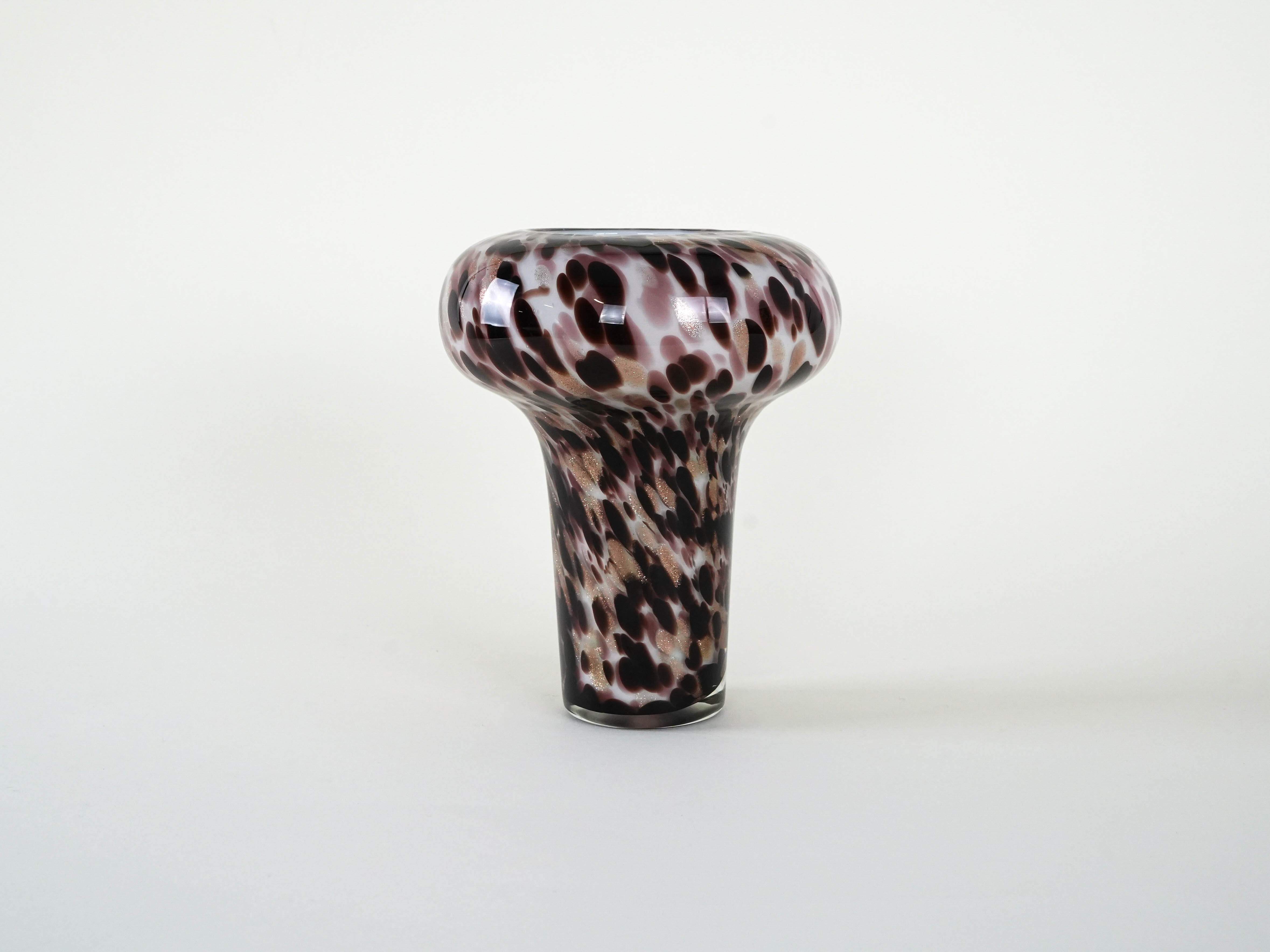 Leopard print glass vase brown